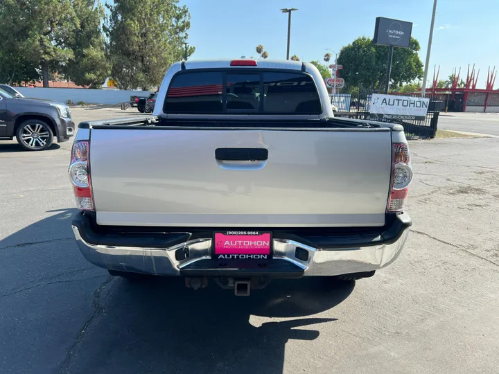SILVER, 2010 TOYOTA TACOMA DOUBLE CAB Image 31