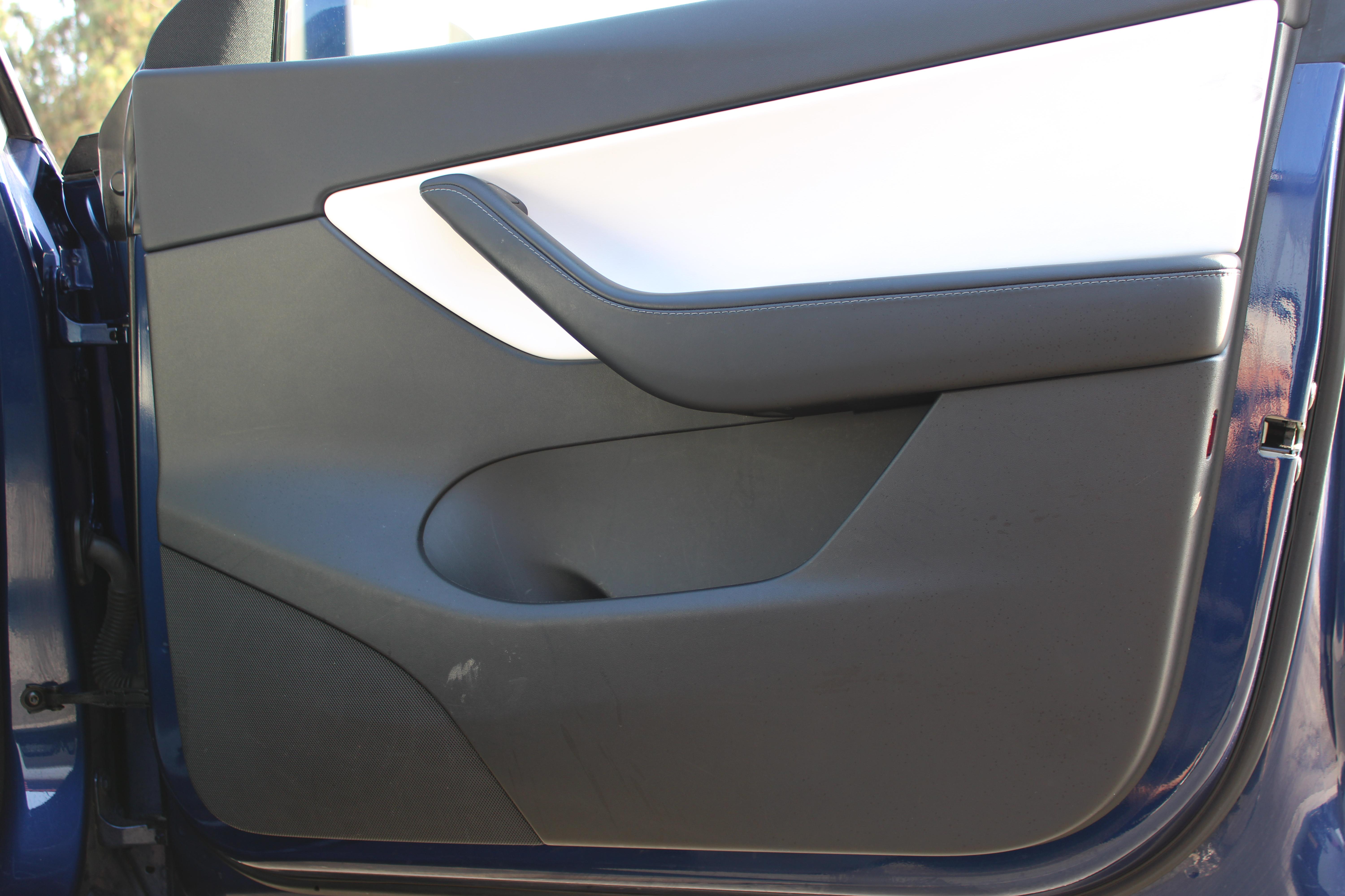 BLUE, 2021 TESLA MODEL Y Image 18