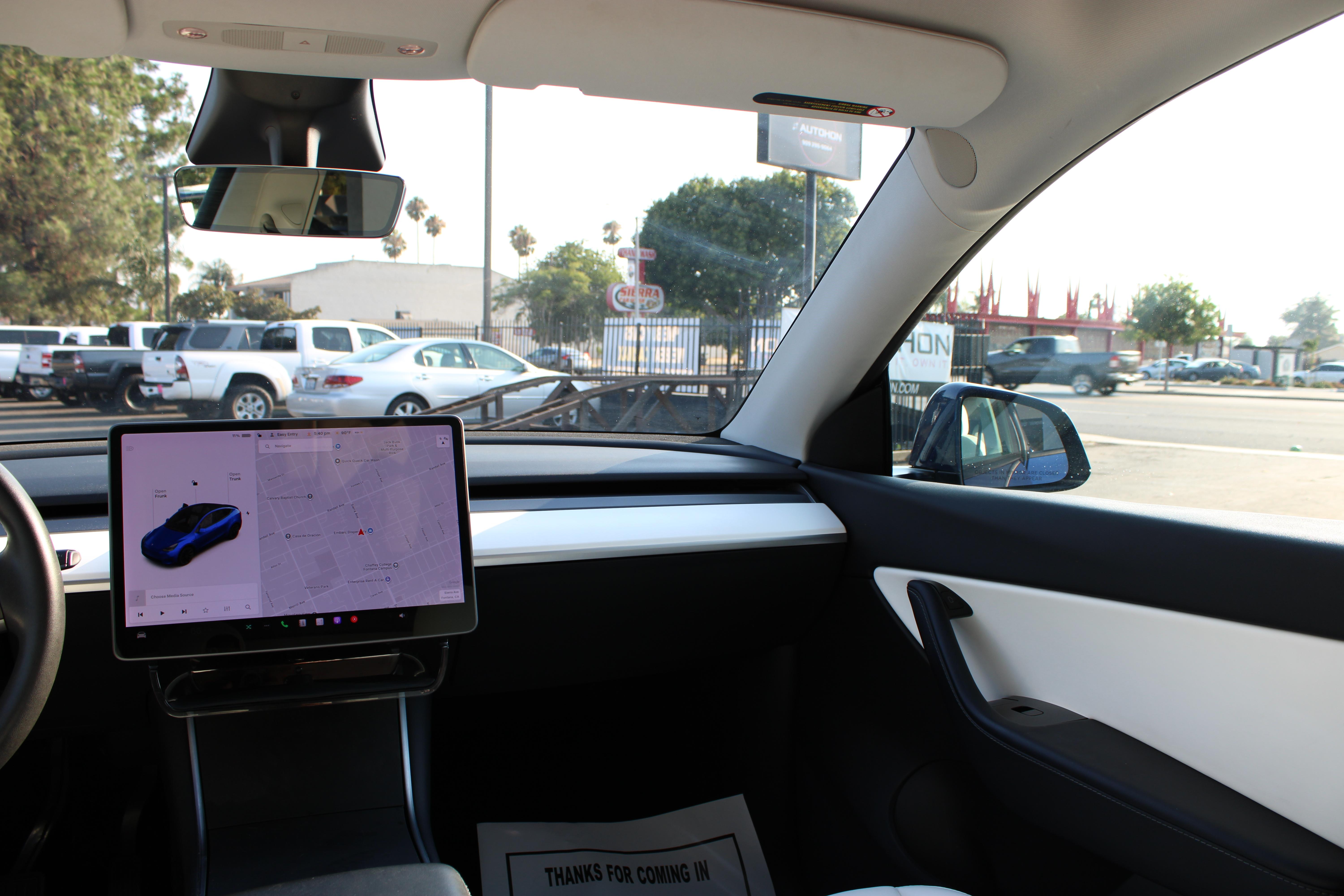 BLUE, 2021 TESLA MODEL Y Image 21