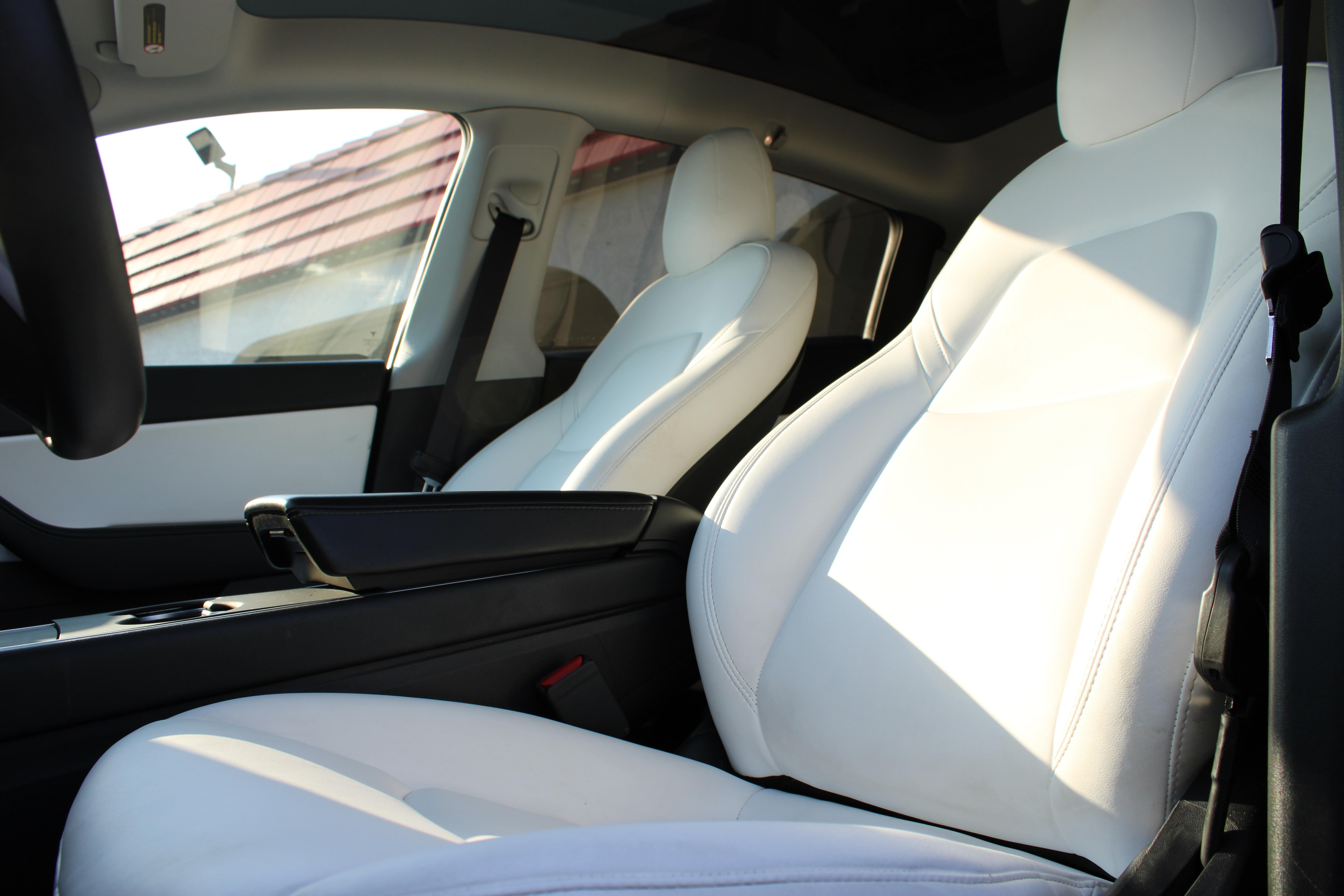 BLUE, 2021 TESLA MODEL Y Image 27