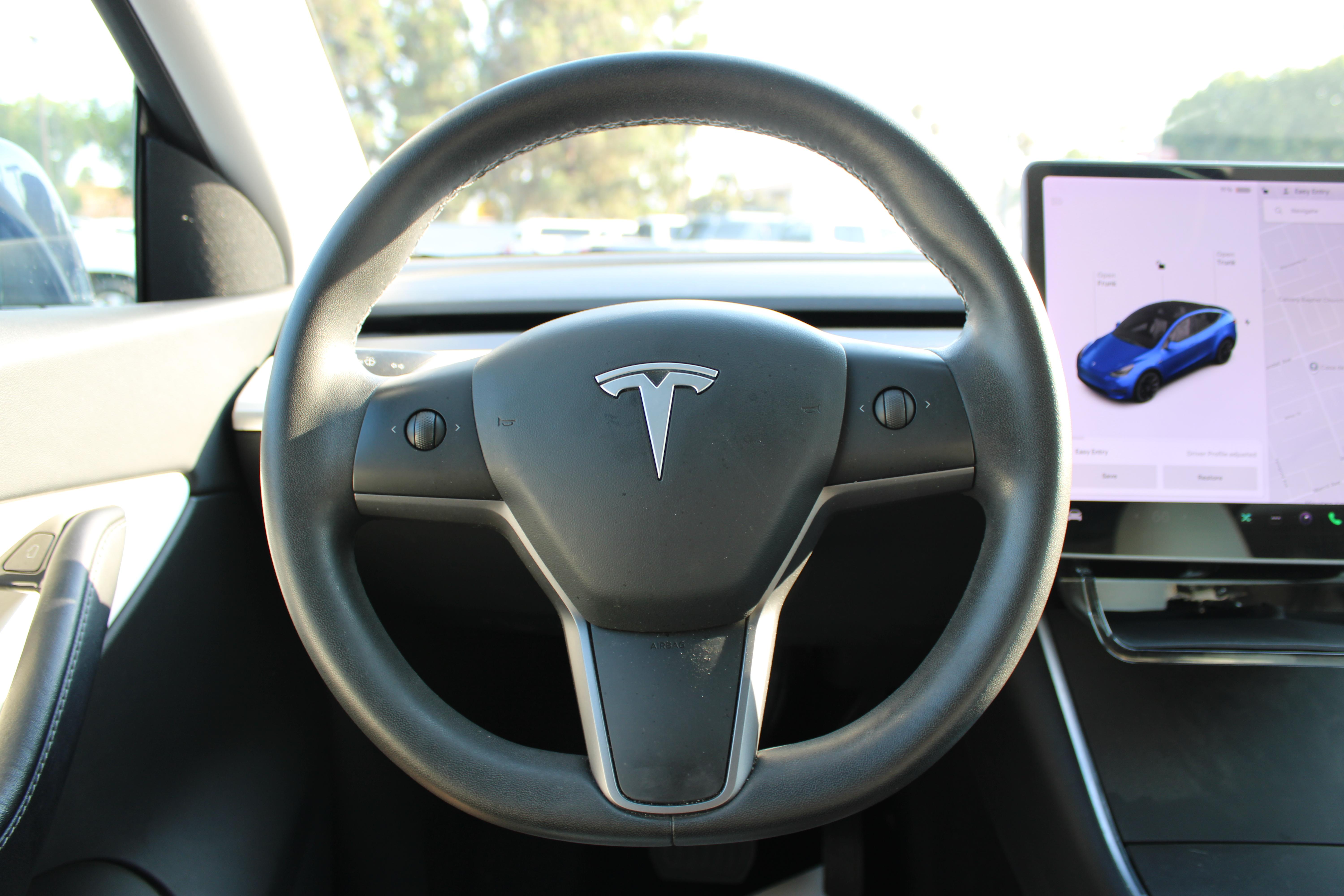 BLUE, 2021 TESLA MODEL Y Image 28