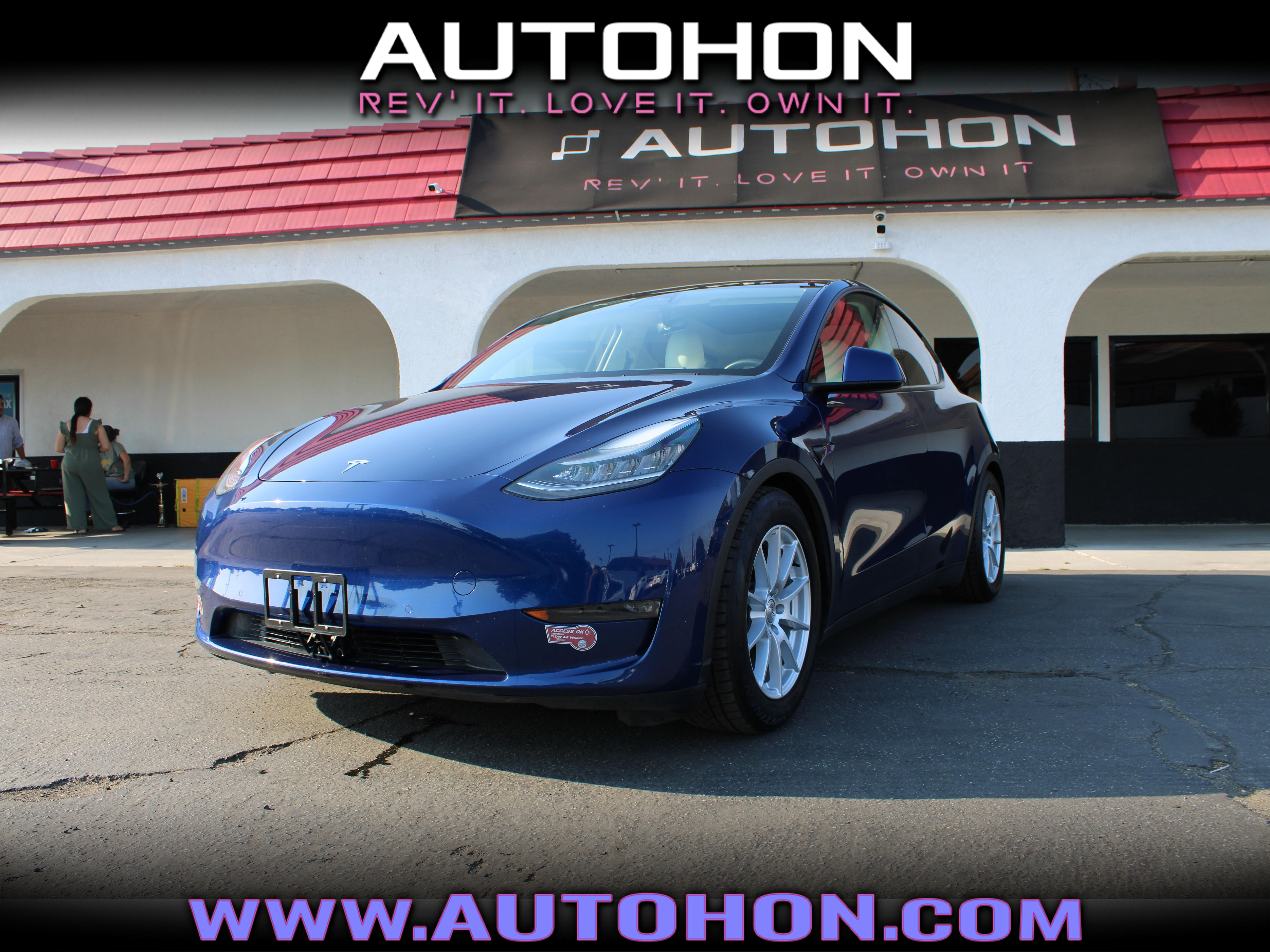 BLUE, 2021 TESLA MODEL Y Image 1