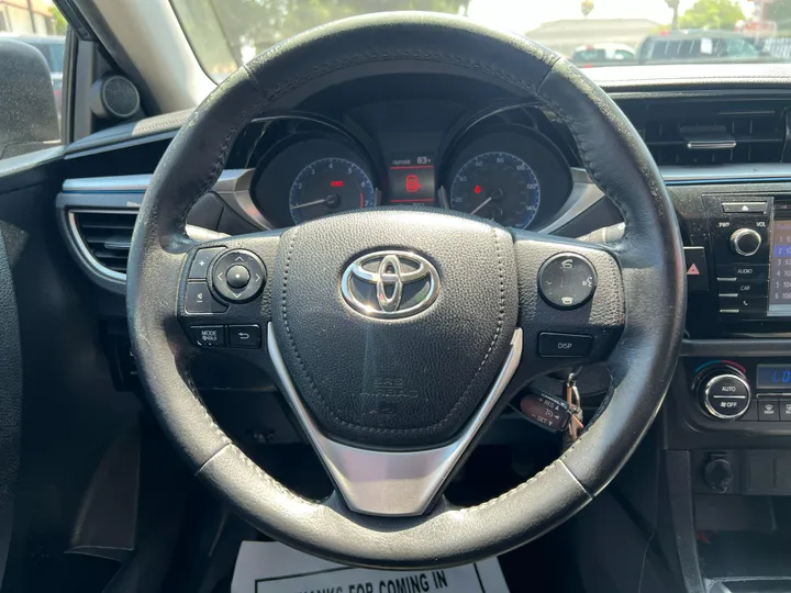 GREY, 2016 TOYOTA COROLLA Image 23