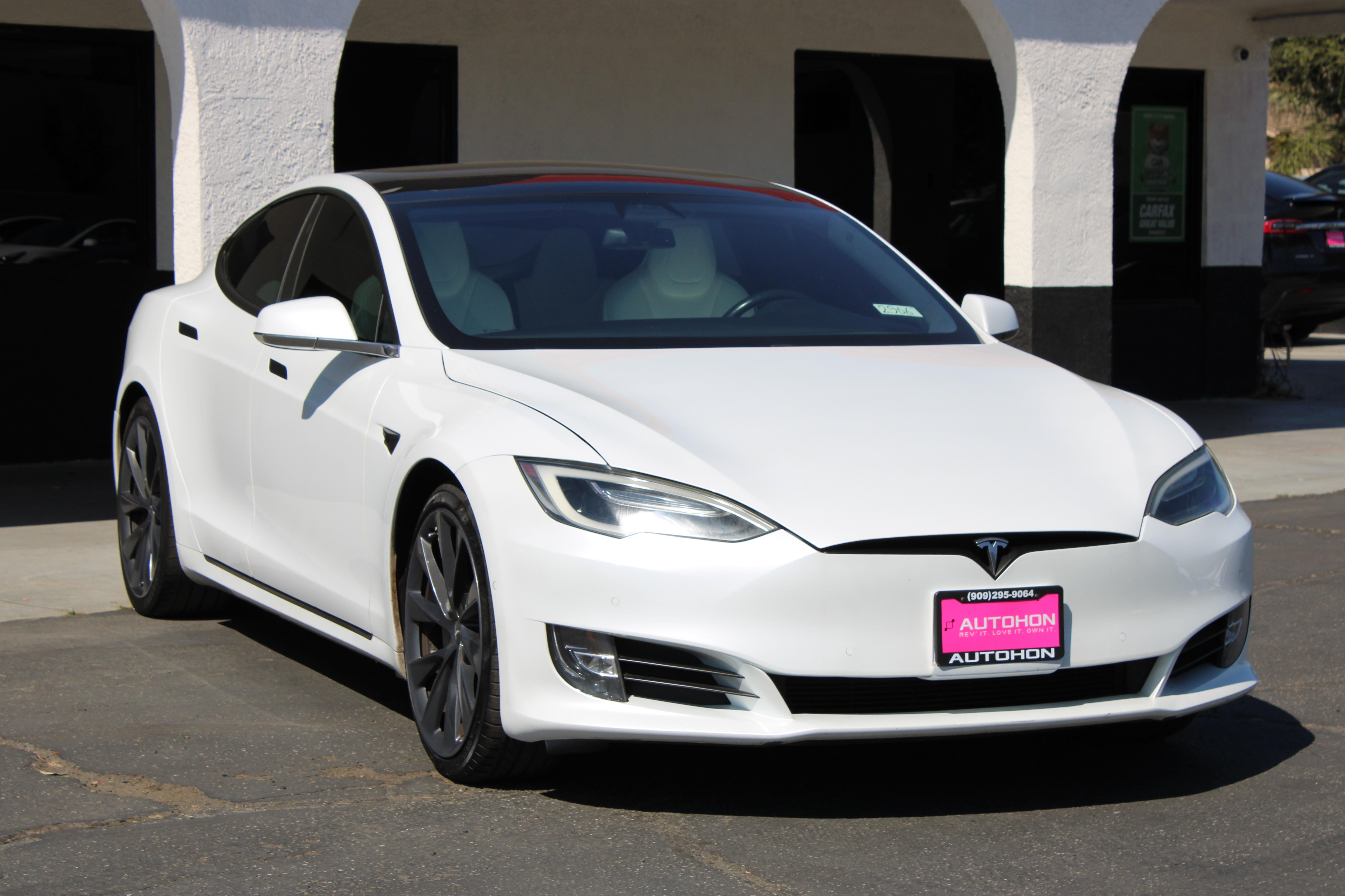 WHITE, 2018 TESLA MODEL S Image 3