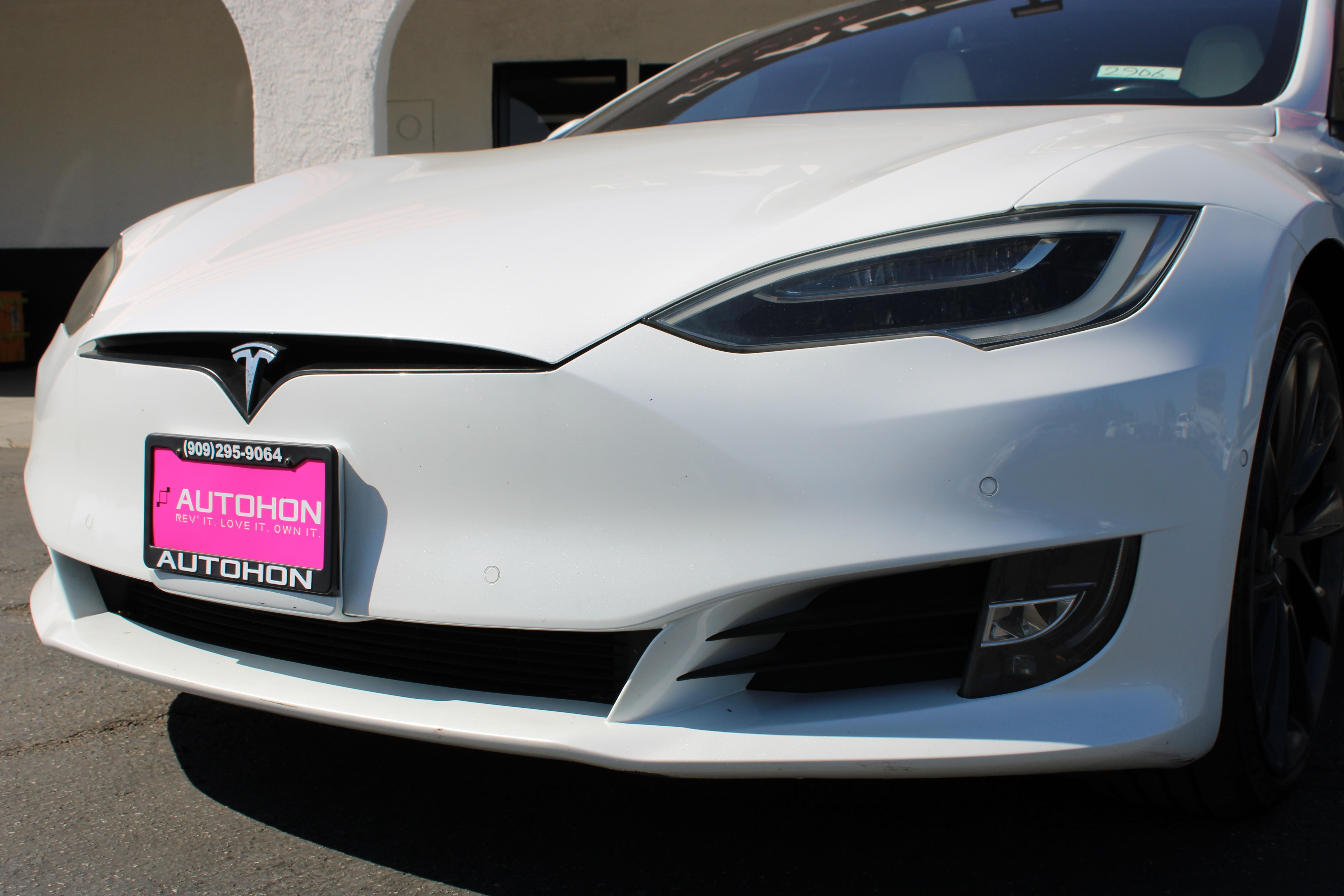 WHITE, 2018 TESLA MODEL S Image 6