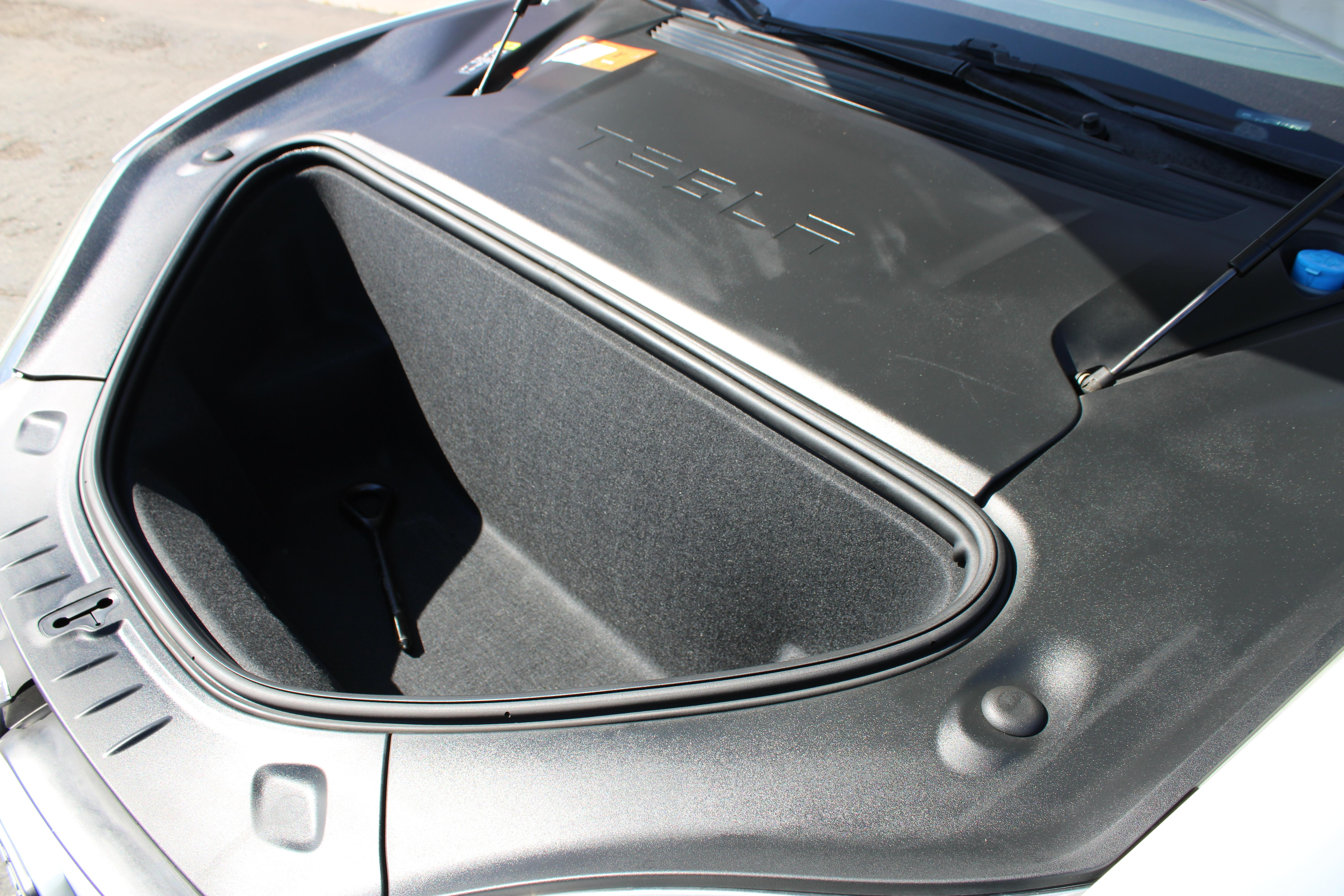 WHITE, 2018 TESLA MODEL S Image 34