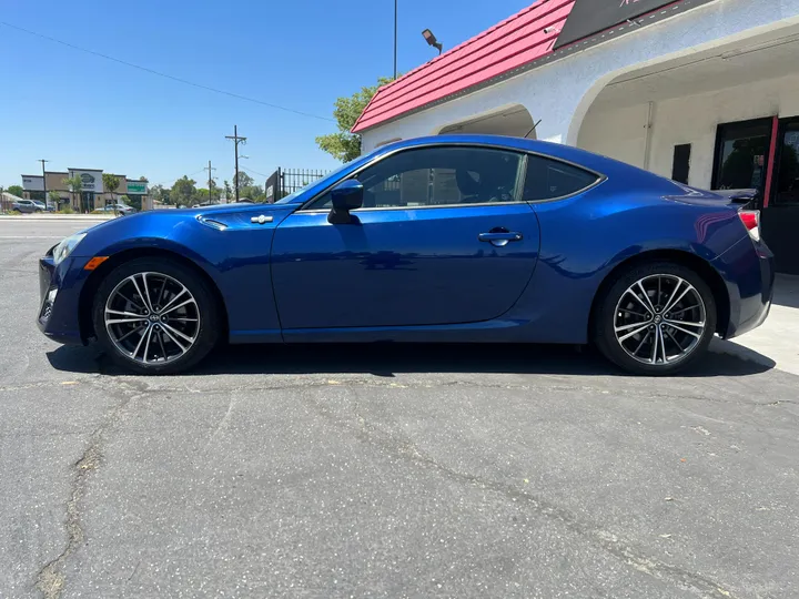 BLUE, 2013 SCION FR-S Image 21