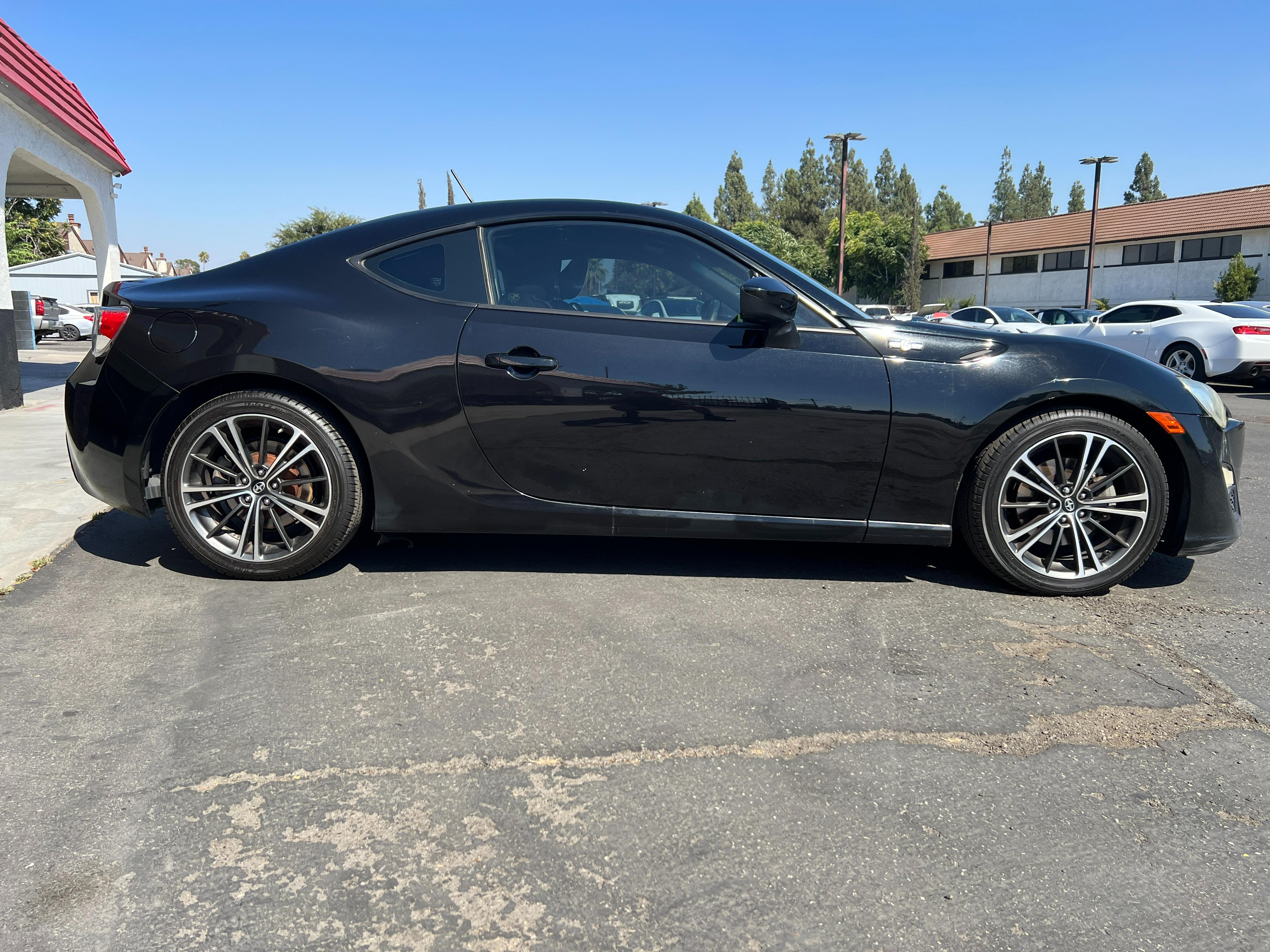 BLACK, 2013 SCION FR-S Image 34