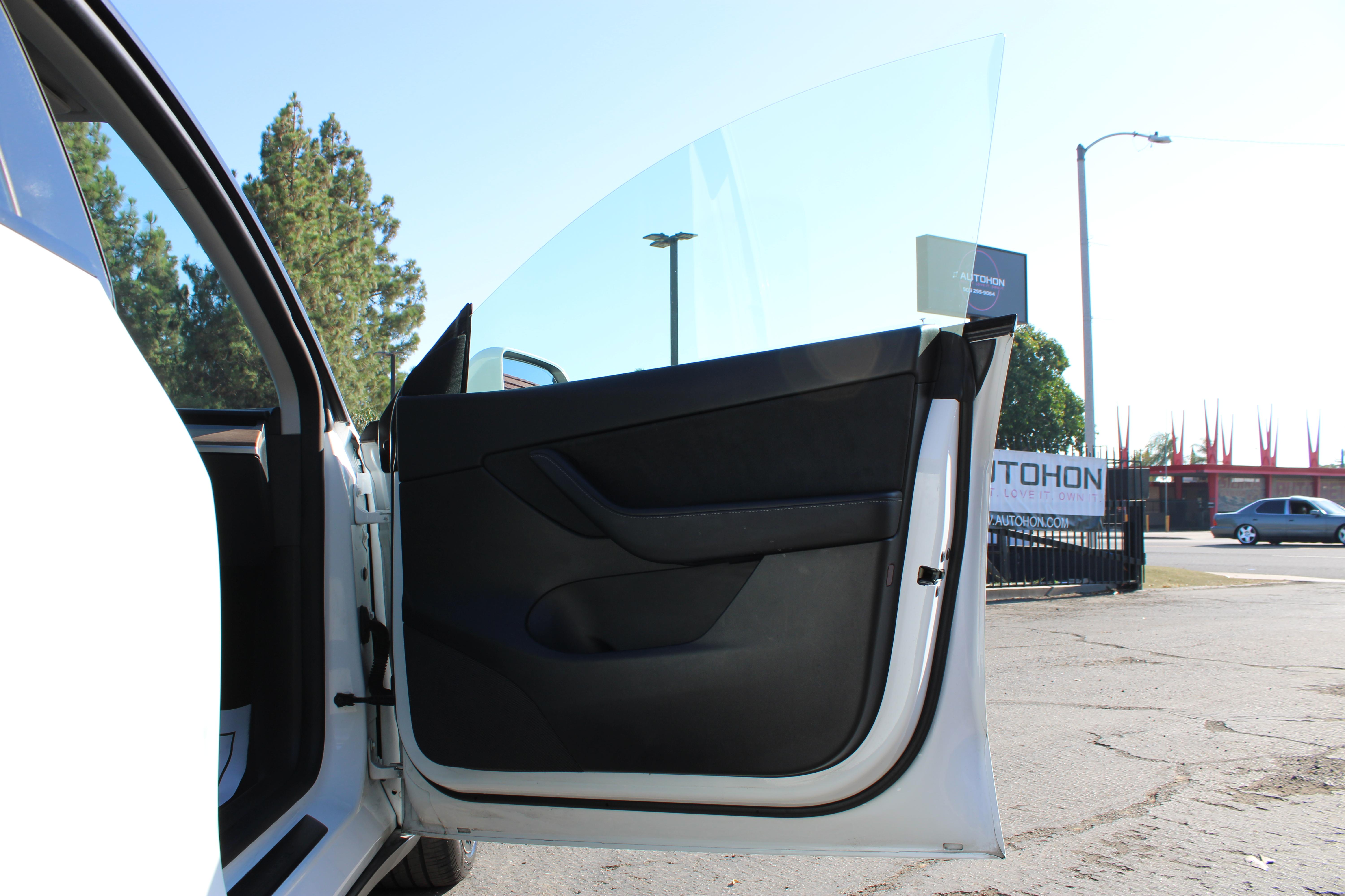 WHITE, 2021 TESLA MODEL Y Image 14