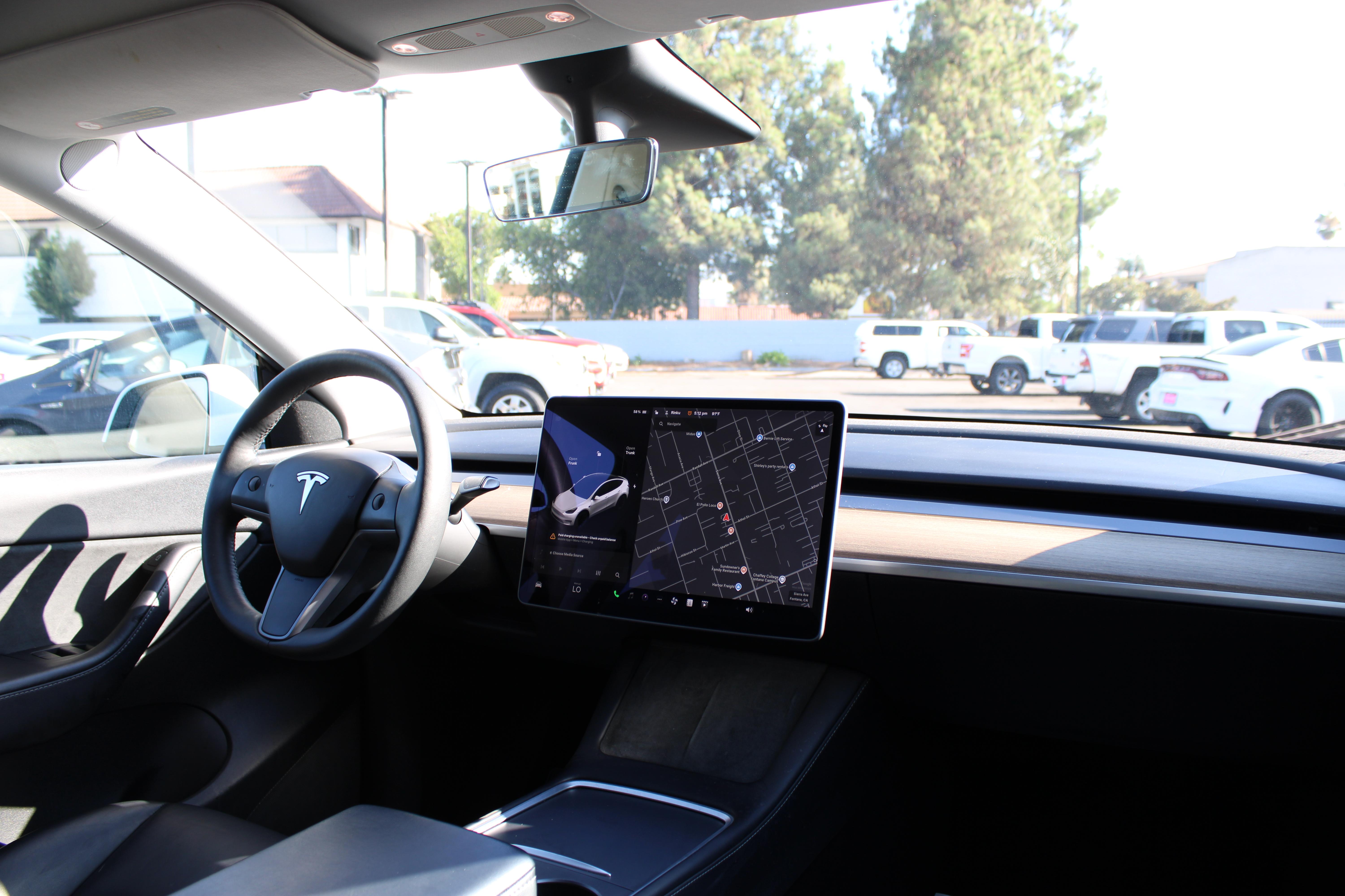 WHITE, 2021 TESLA MODEL Y Image 21