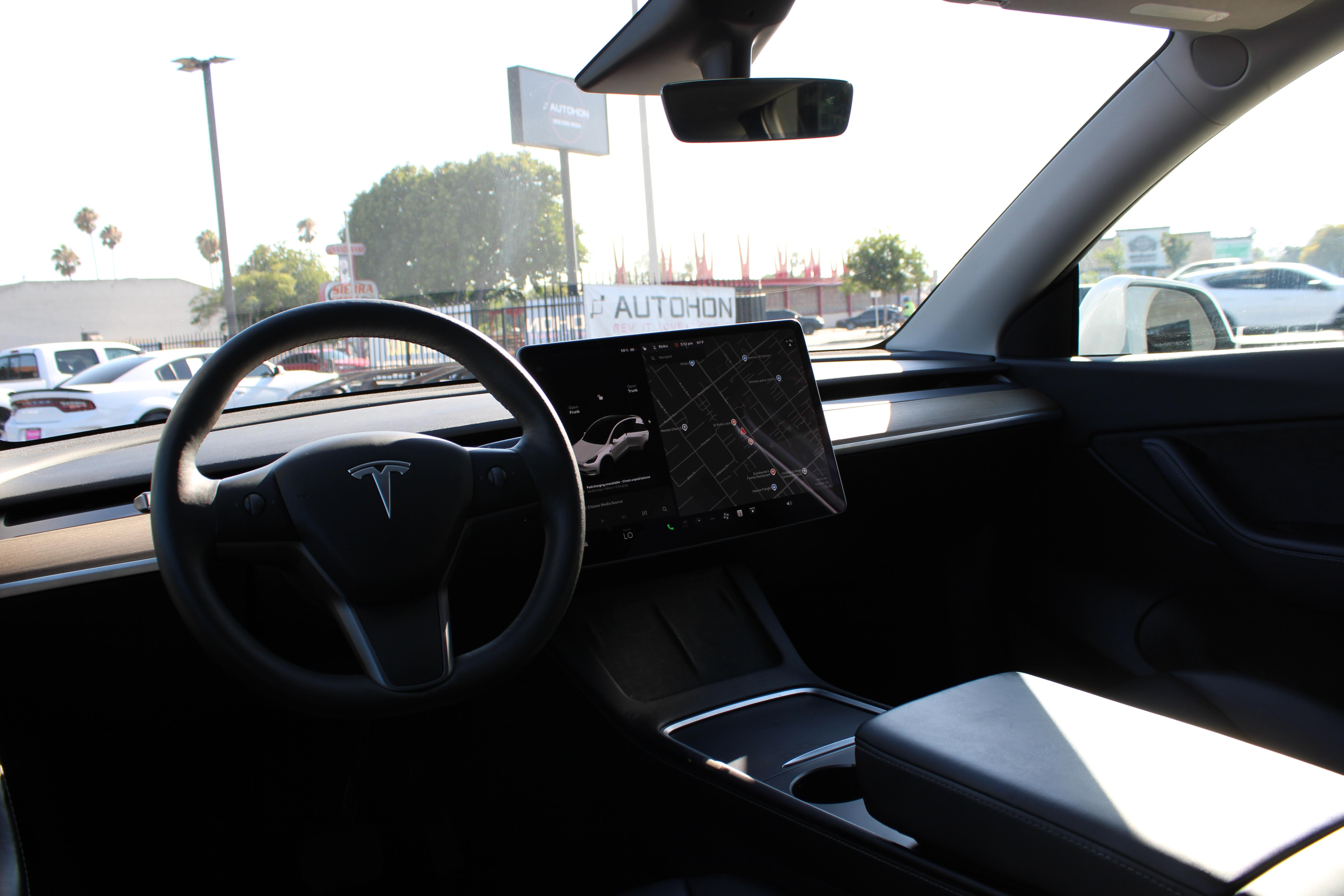 WHITE, 2021 TESLA MODEL Y Image 22