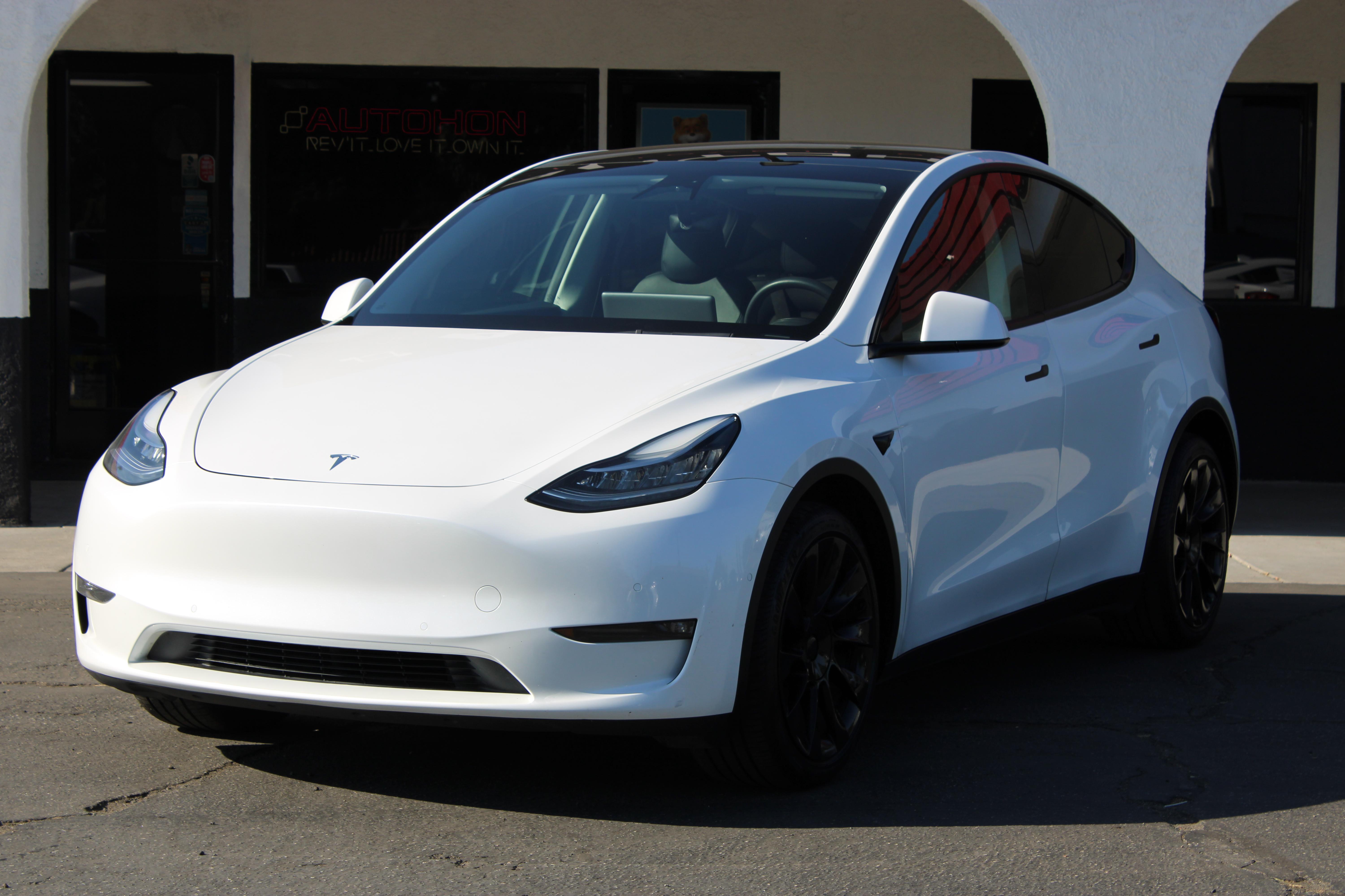 WHITE, 2021 TESLA MODEL Y Image 32