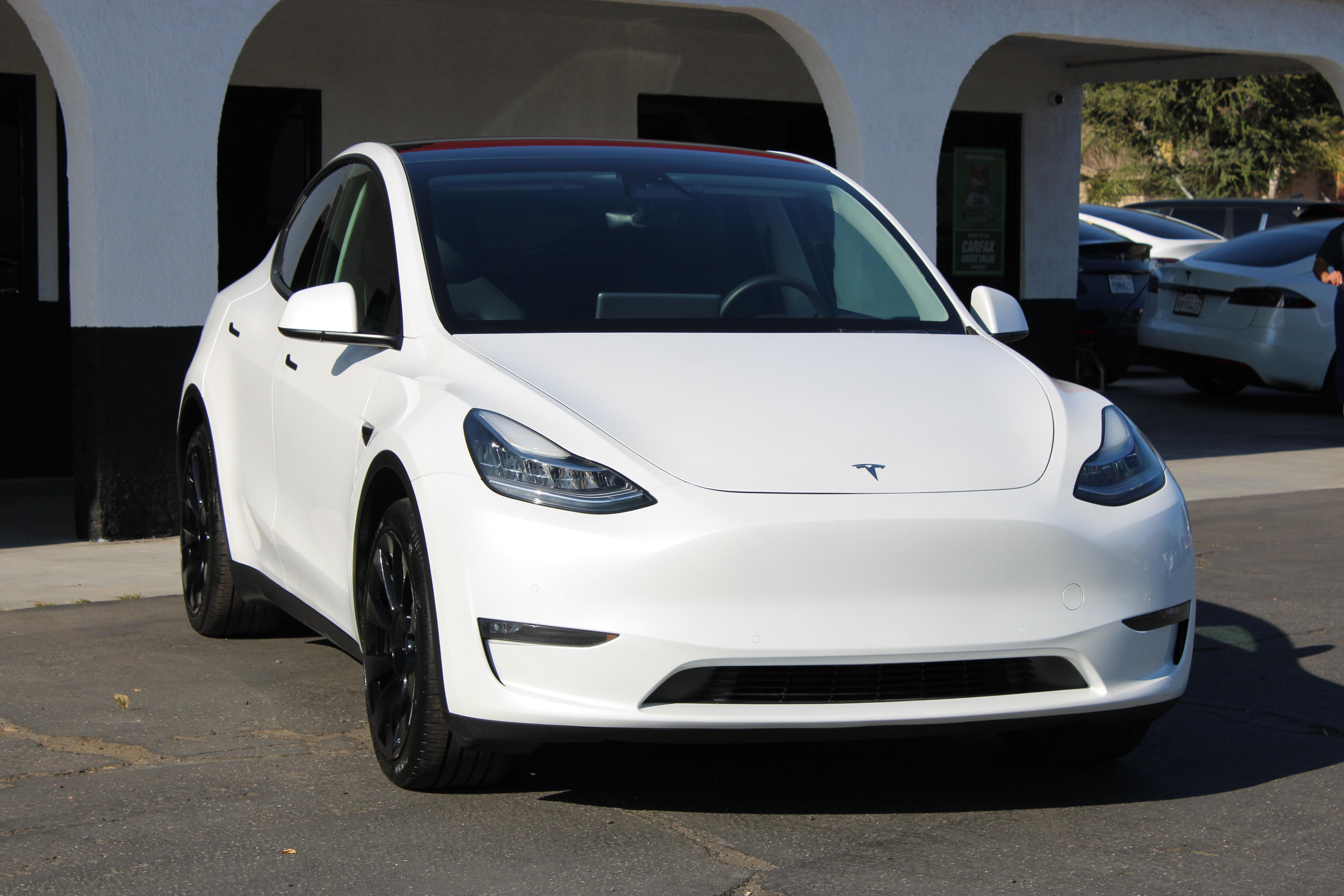 WHITE, 2021 TESLA MODEL Y Image 33