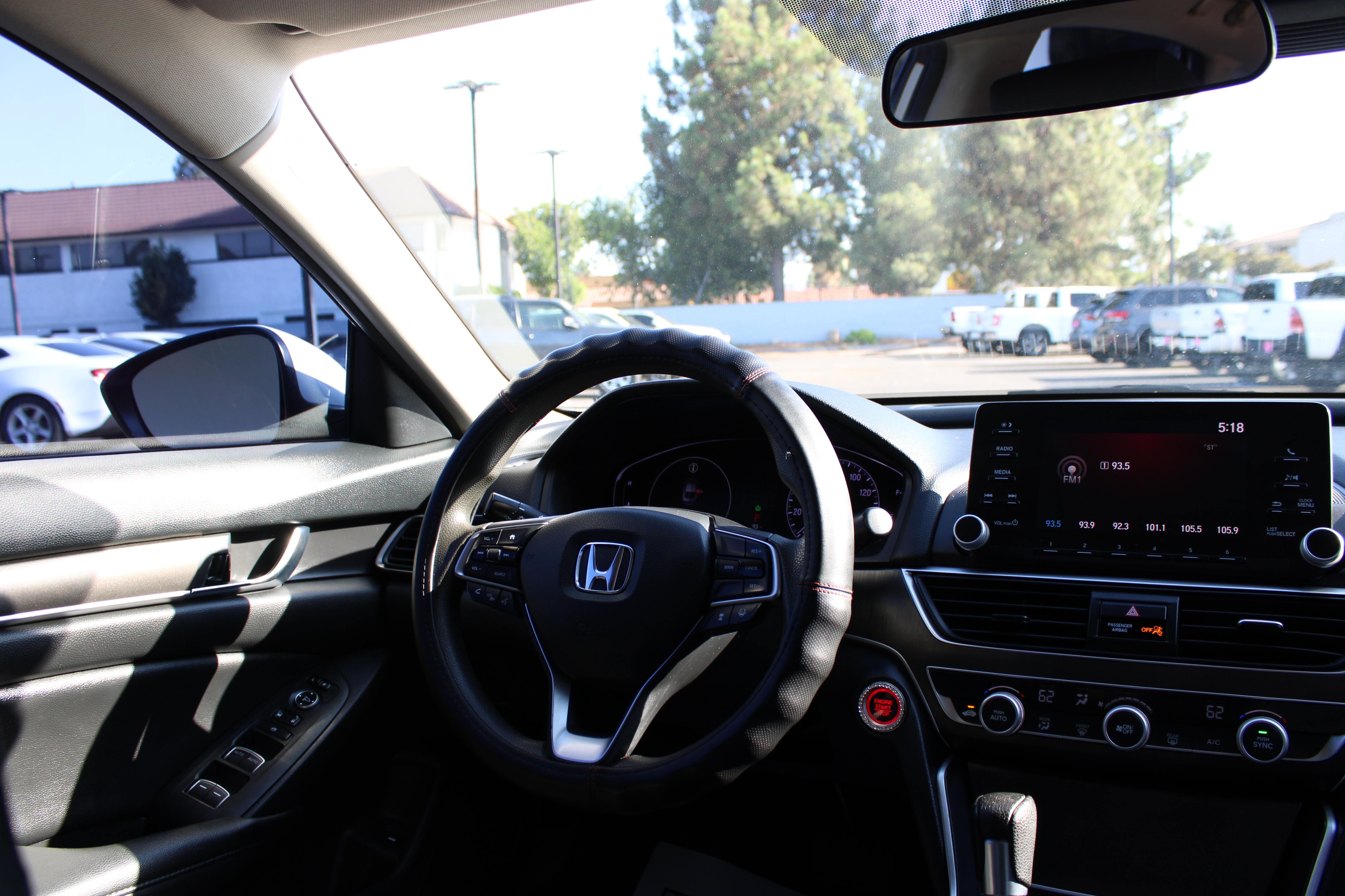 WHITE, 2019 HONDA ACCORD Image 23
