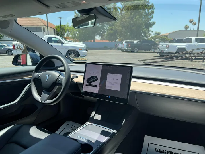 GRAY, 2022 TESLA MODEL 3 Image 18