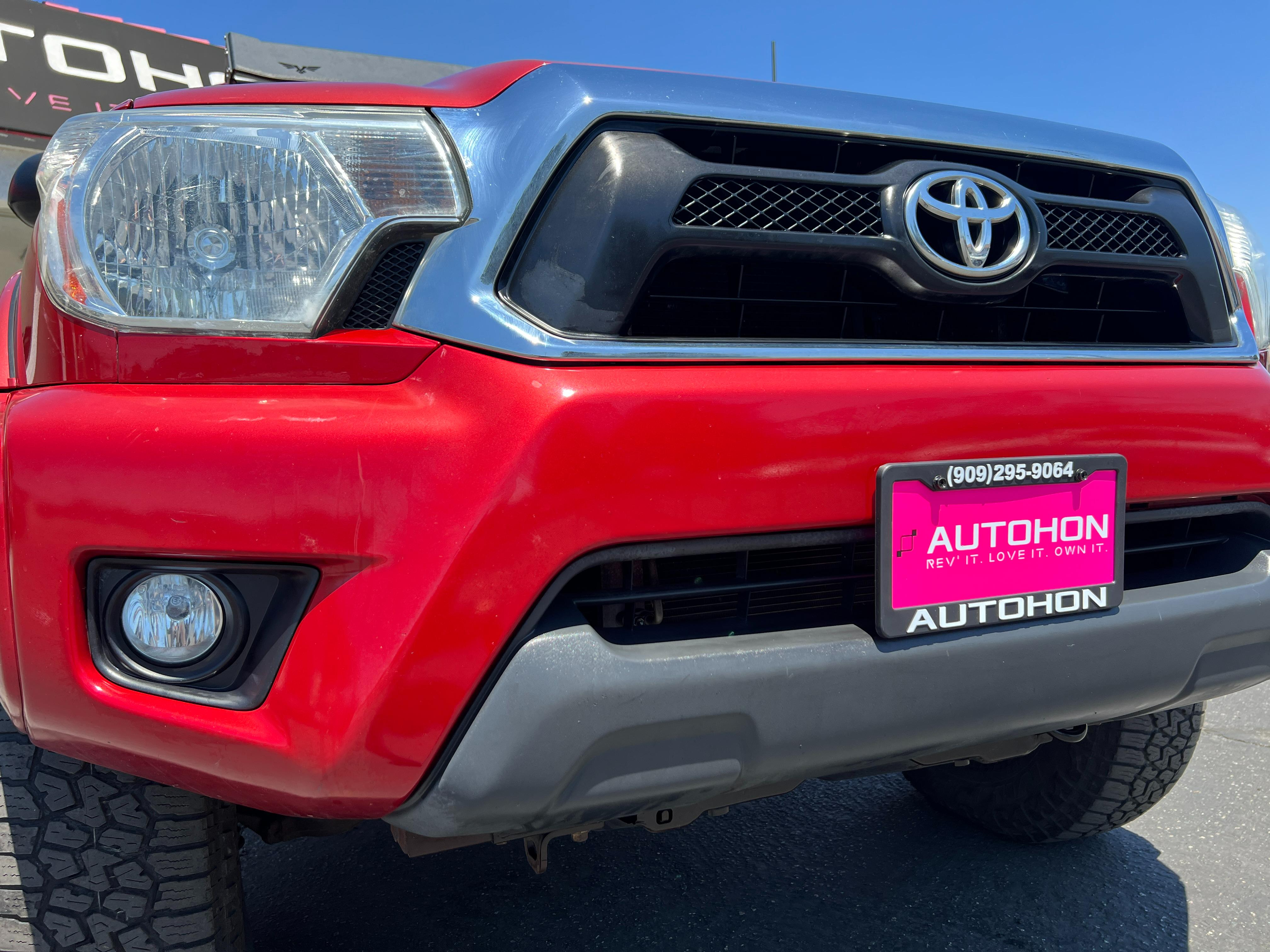 RED, 2013 TOYOTA TACOMA DOUBLE CAB Image 4