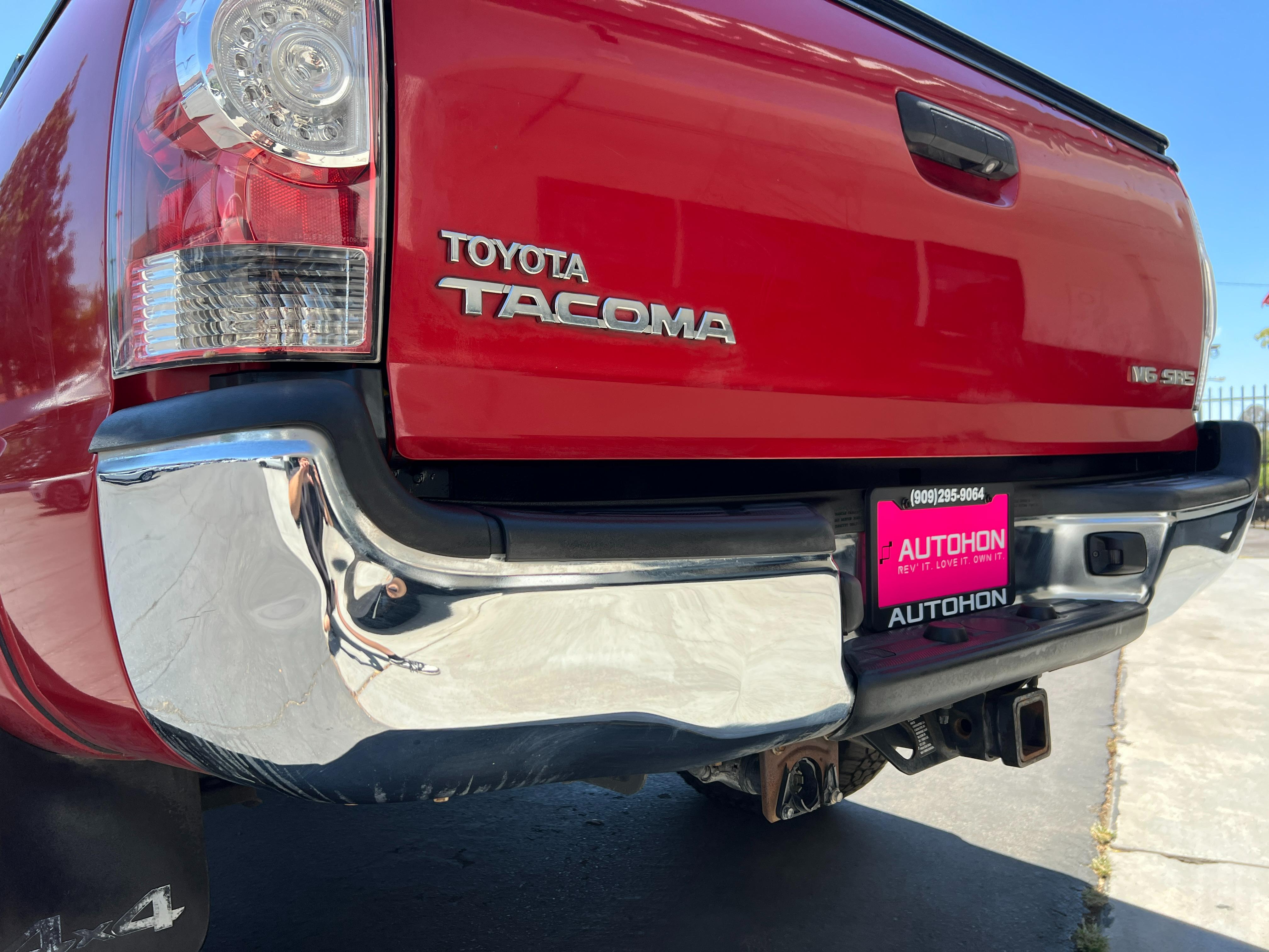 RED, 2013 TOYOTA TACOMA DOUBLE CAB Image 33