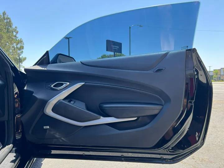 BLACK, 2016 CHEVROLET CAMARO Image 25
