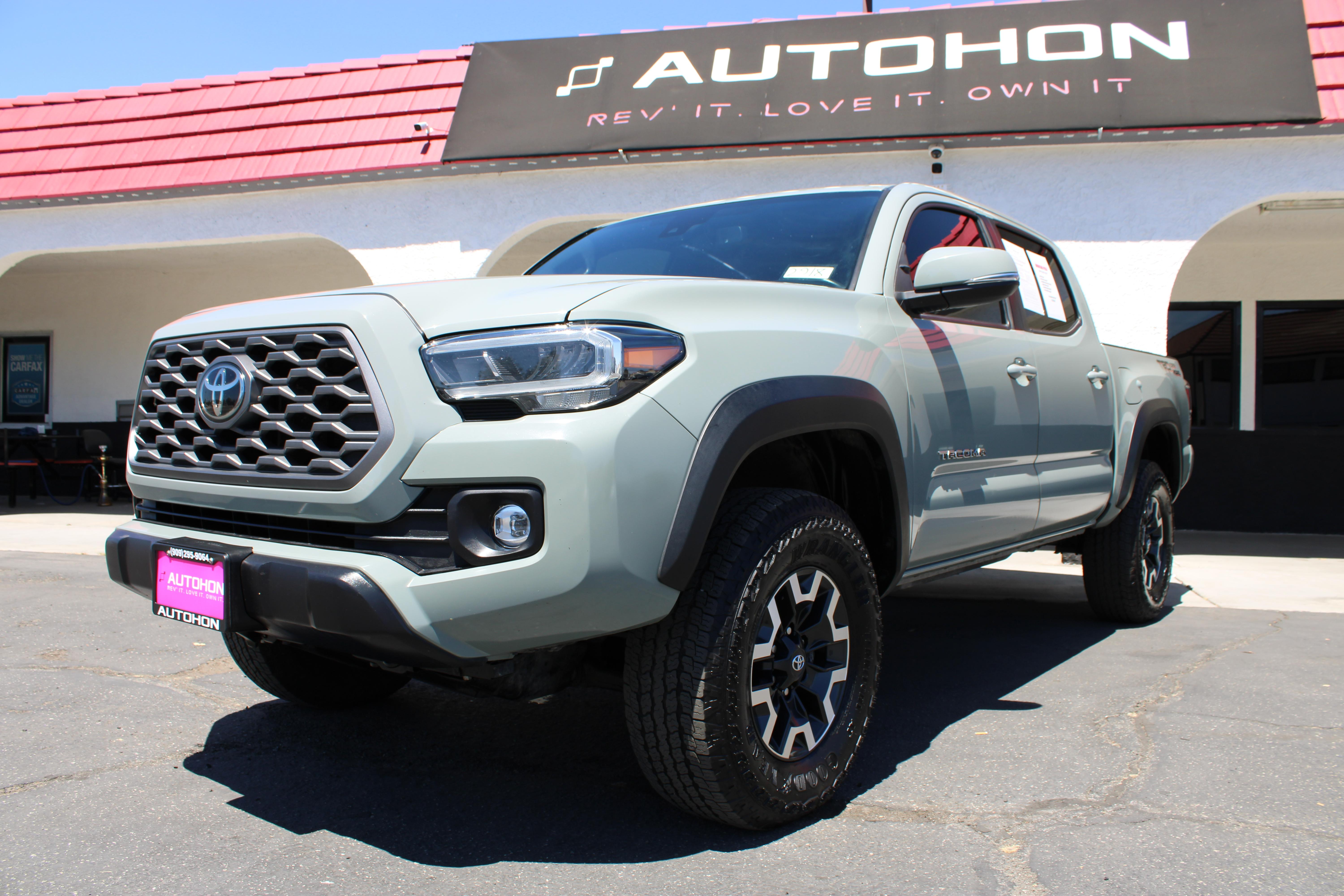 GRAY, 2023 TOYOTA TACOMA DOUBLE CAB Image 2