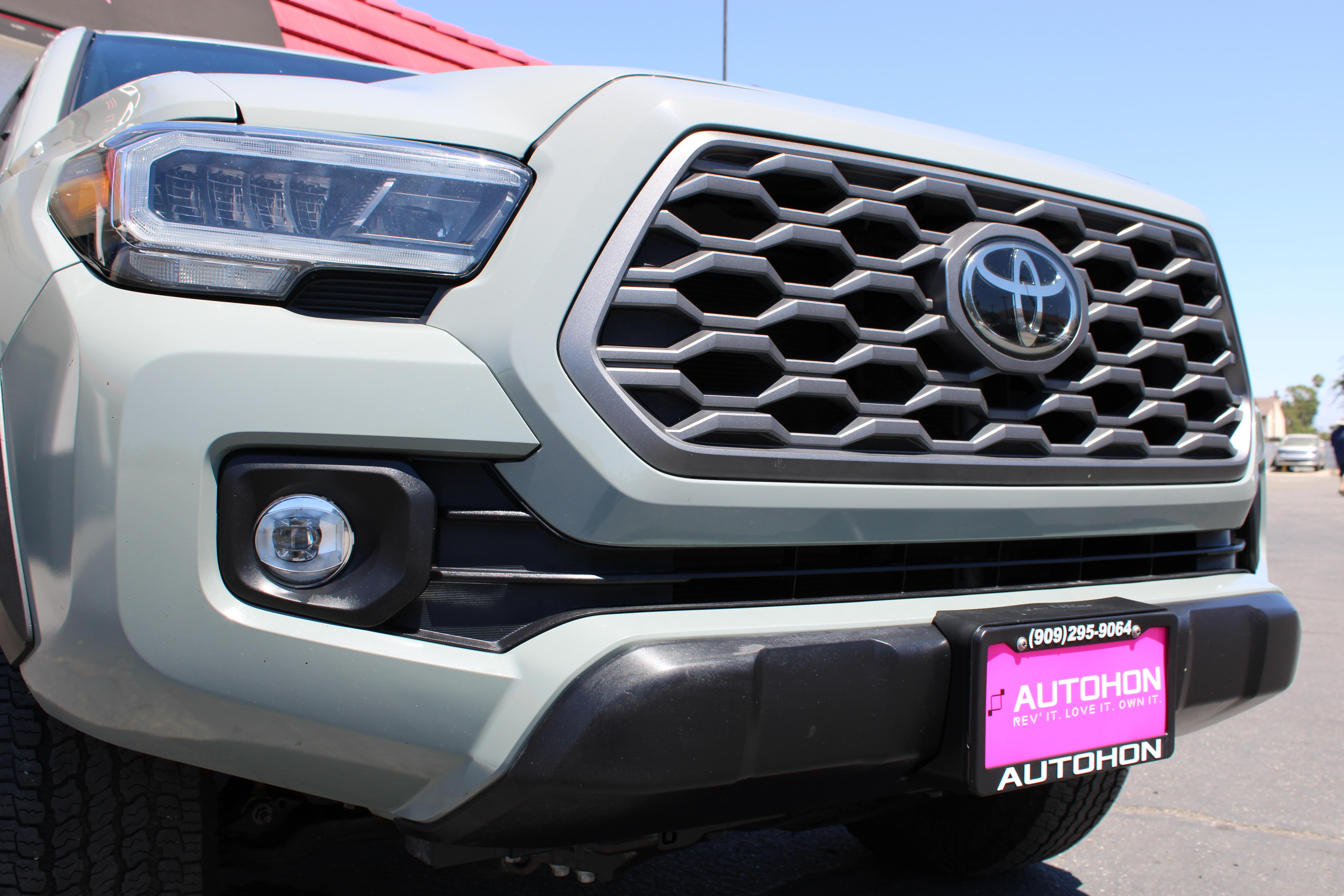 GRAY, 2023 TOYOTA TACOMA DOUBLE CAB Image 6