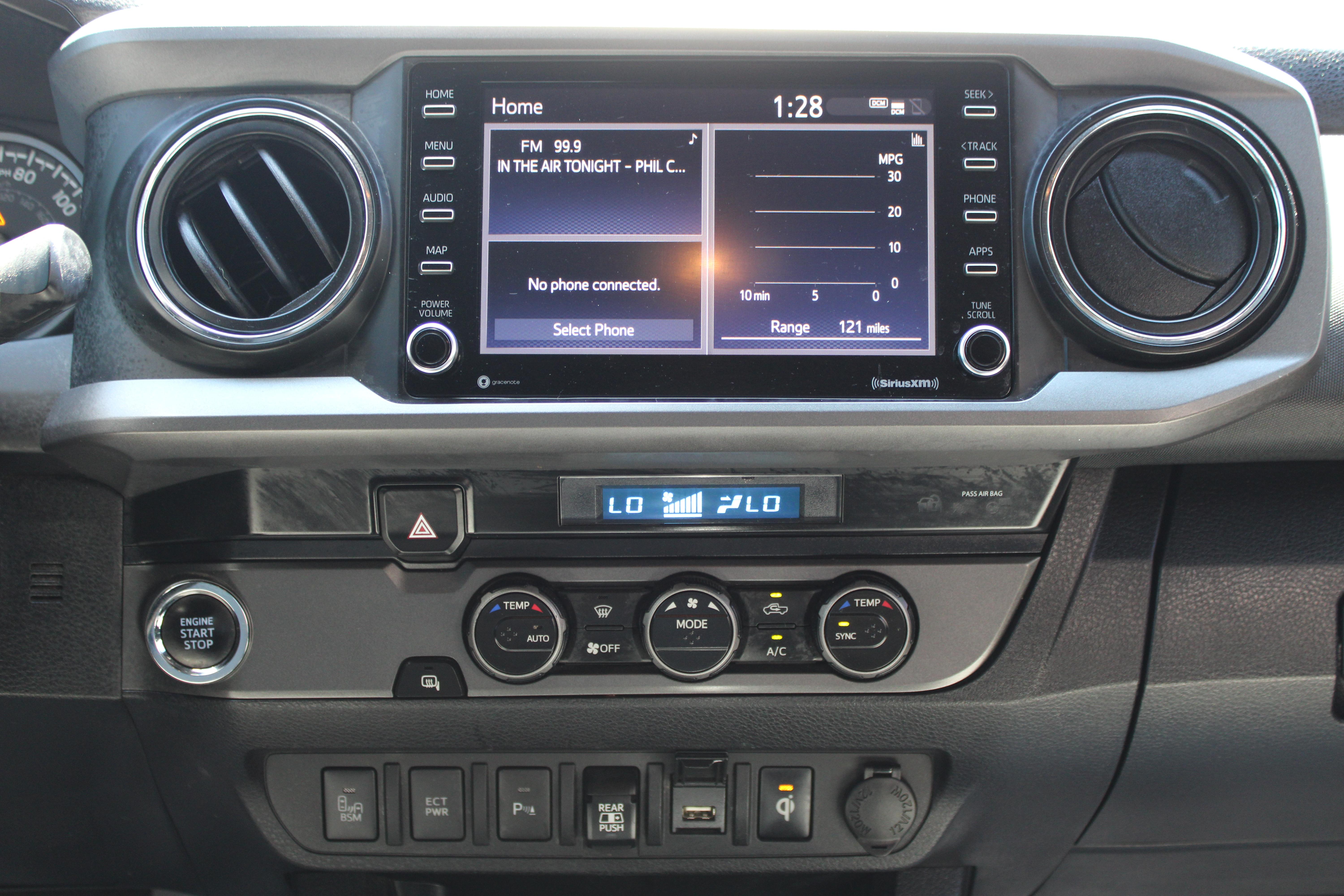 GRAY, 2023 TOYOTA TACOMA DOUBLE CAB Image 20