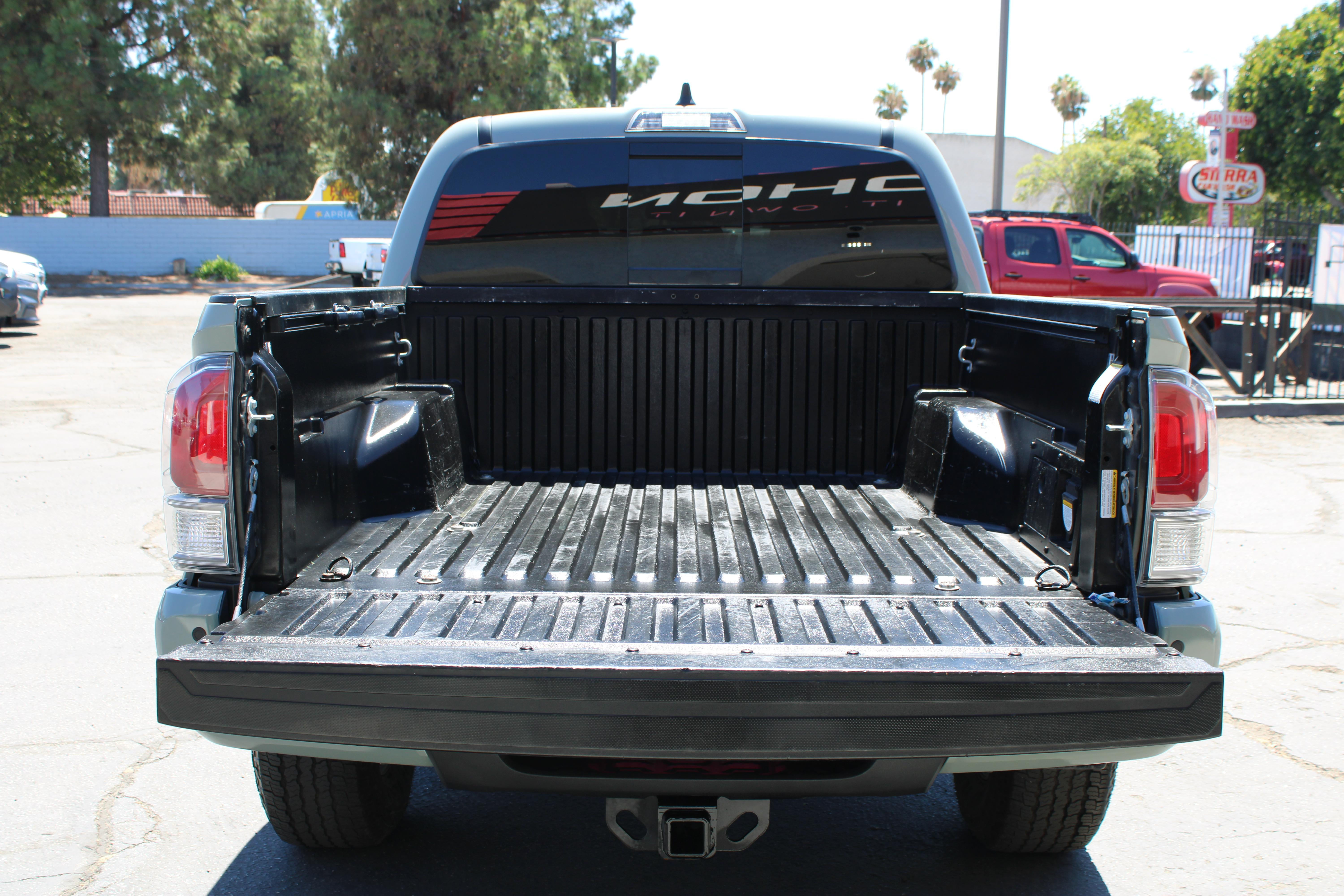 GRAY, 2023 TOYOTA TACOMA DOUBLE CAB Image 36