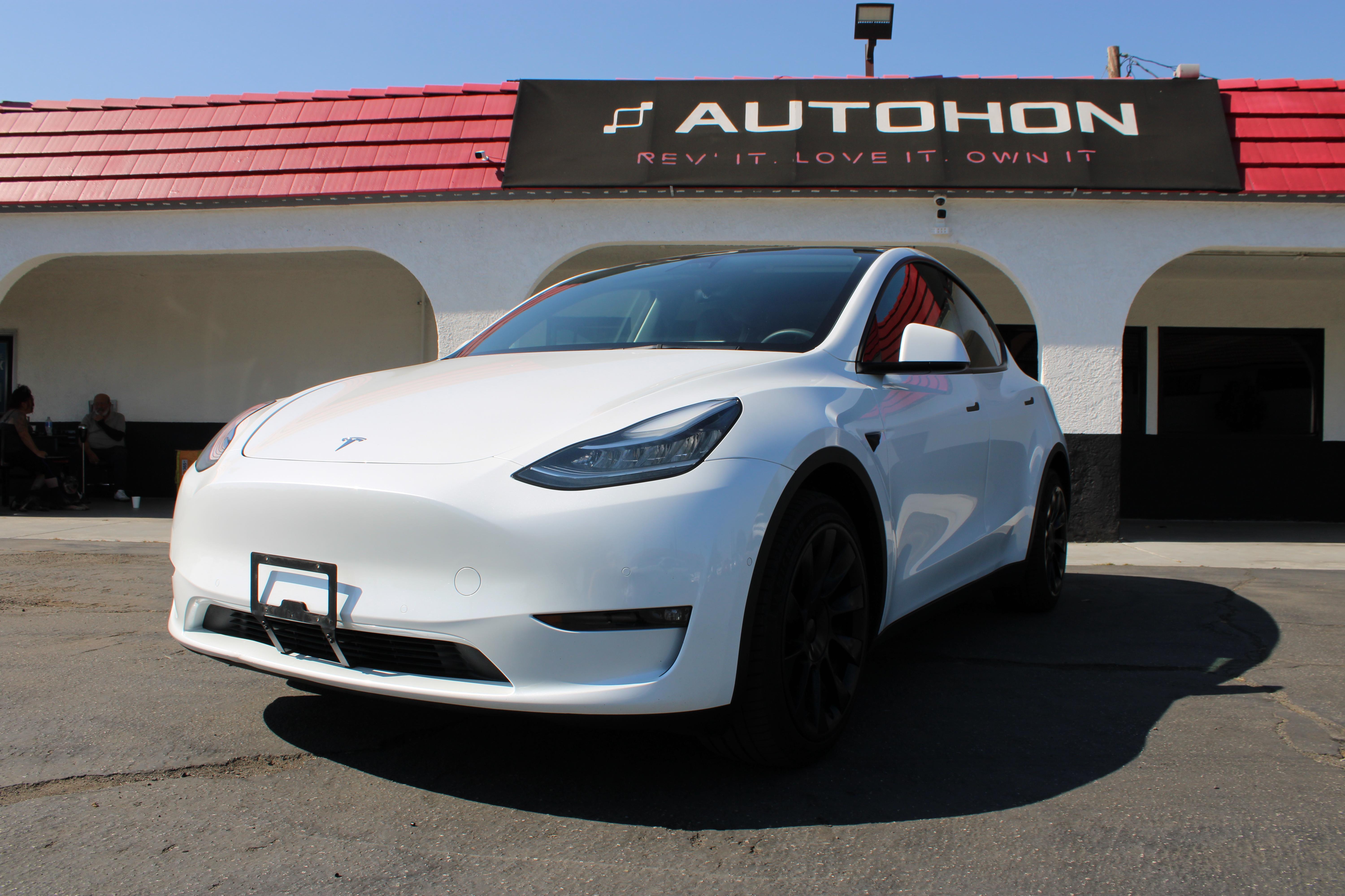 WHITE, 2021 TESLA MODEL Y Image 2