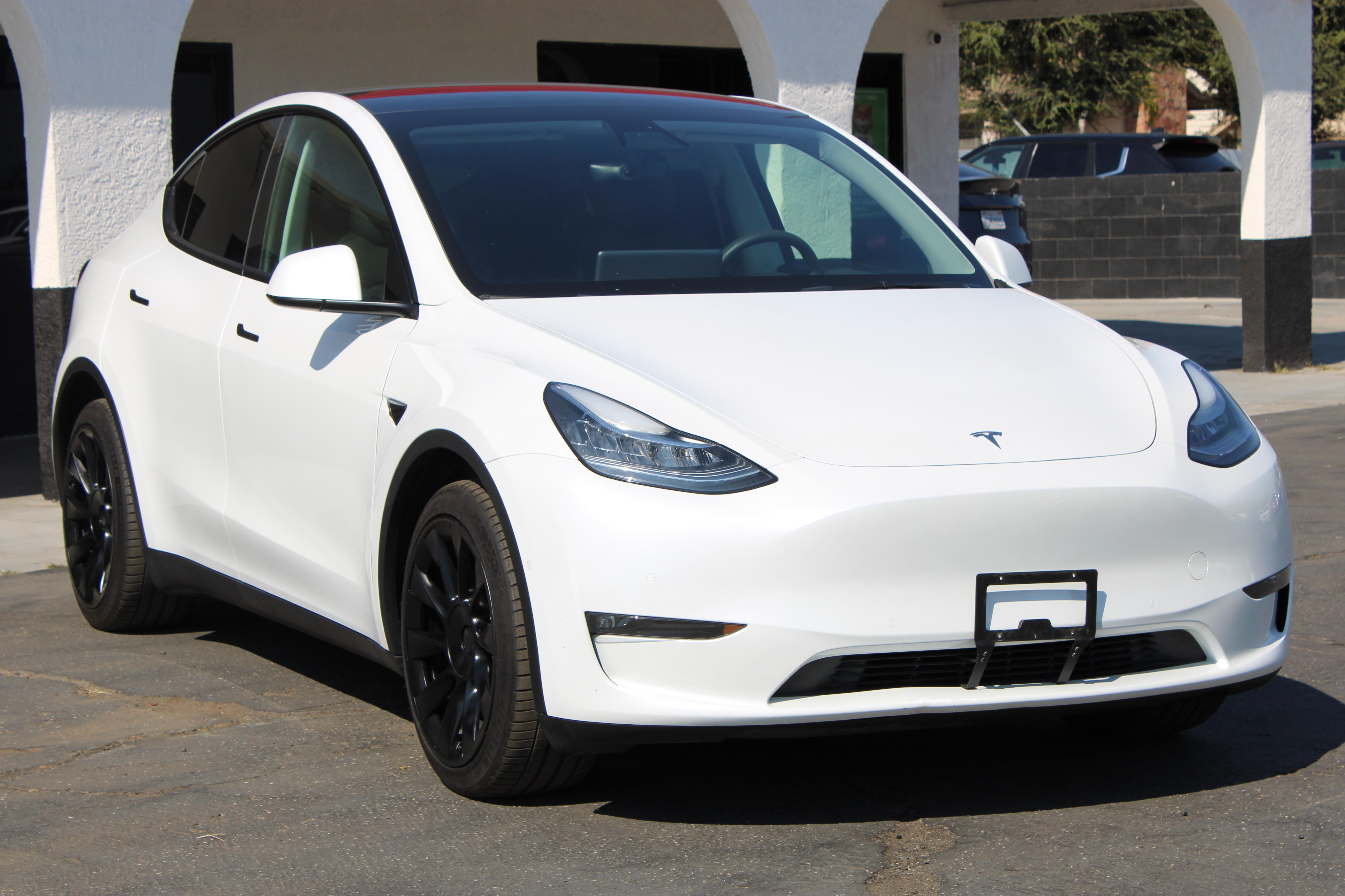 WHITE, 2021 TESLA MODEL Y Image 41