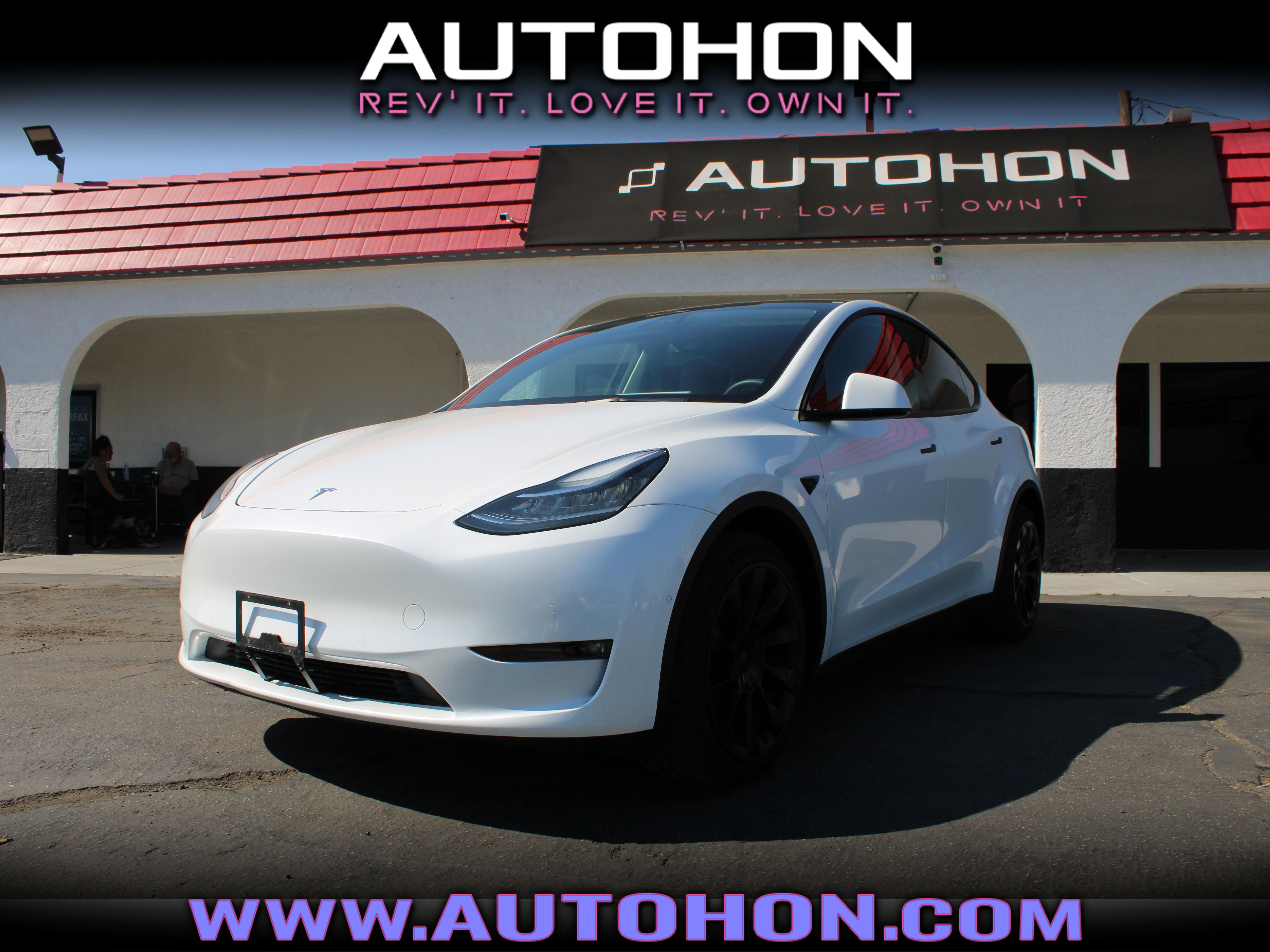 WHITE, 2021 TESLA MODEL Y Image 1