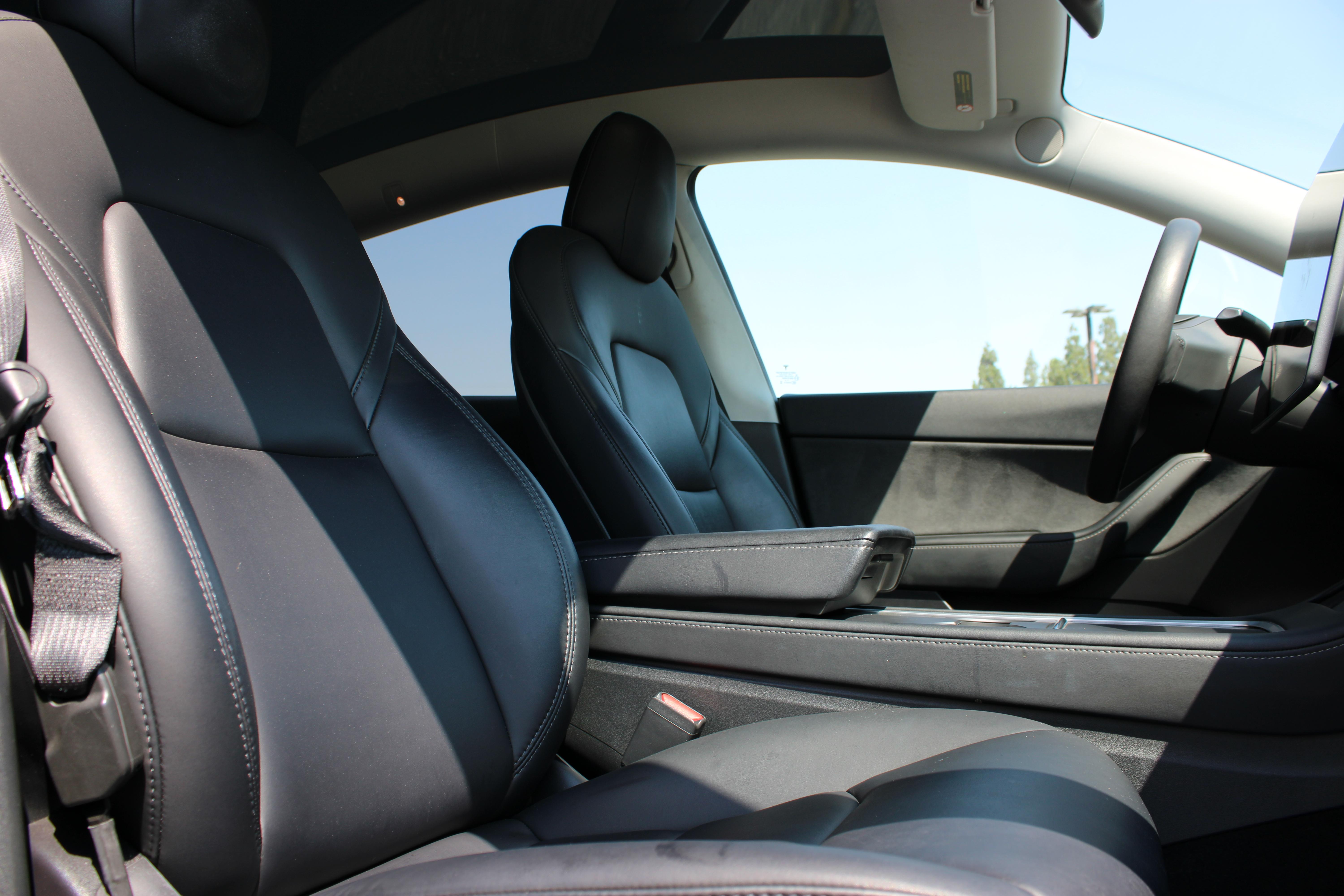 BLUE, 2022 TESLA MODEL Y Image 8