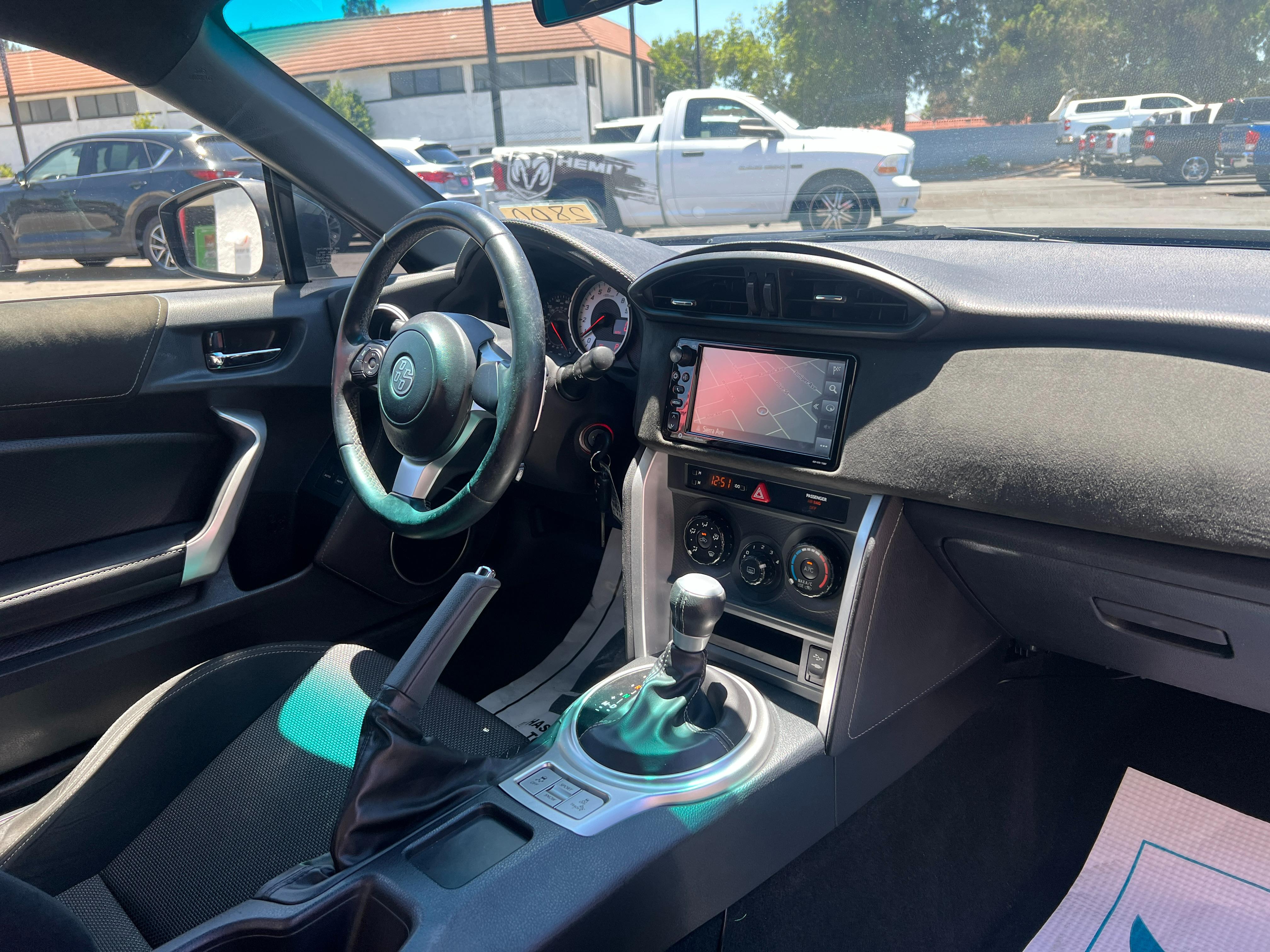 BLUE, 2017 TOYOTA 86 Image 20