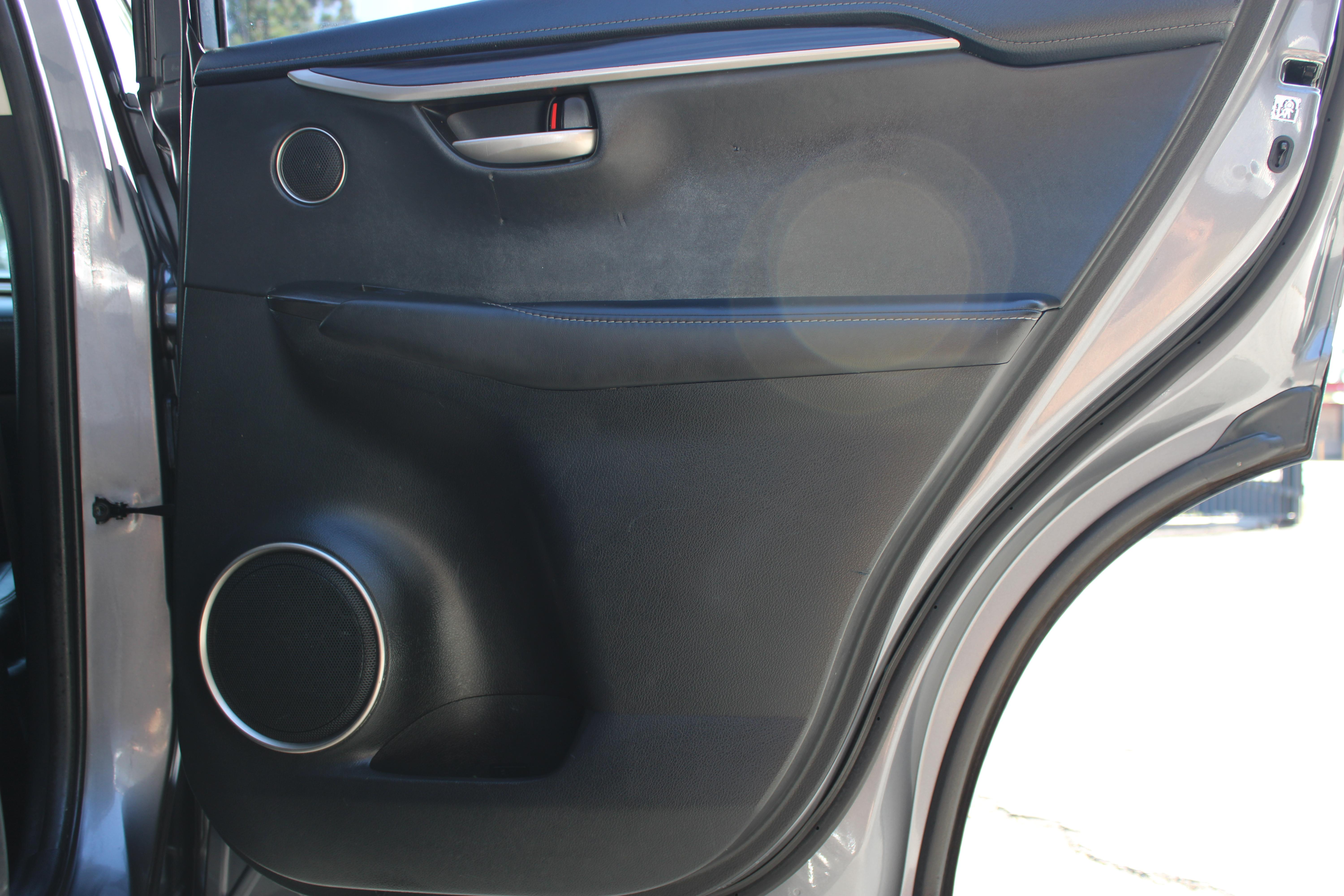 GRAY, 2015 LEXUS NX Image 24