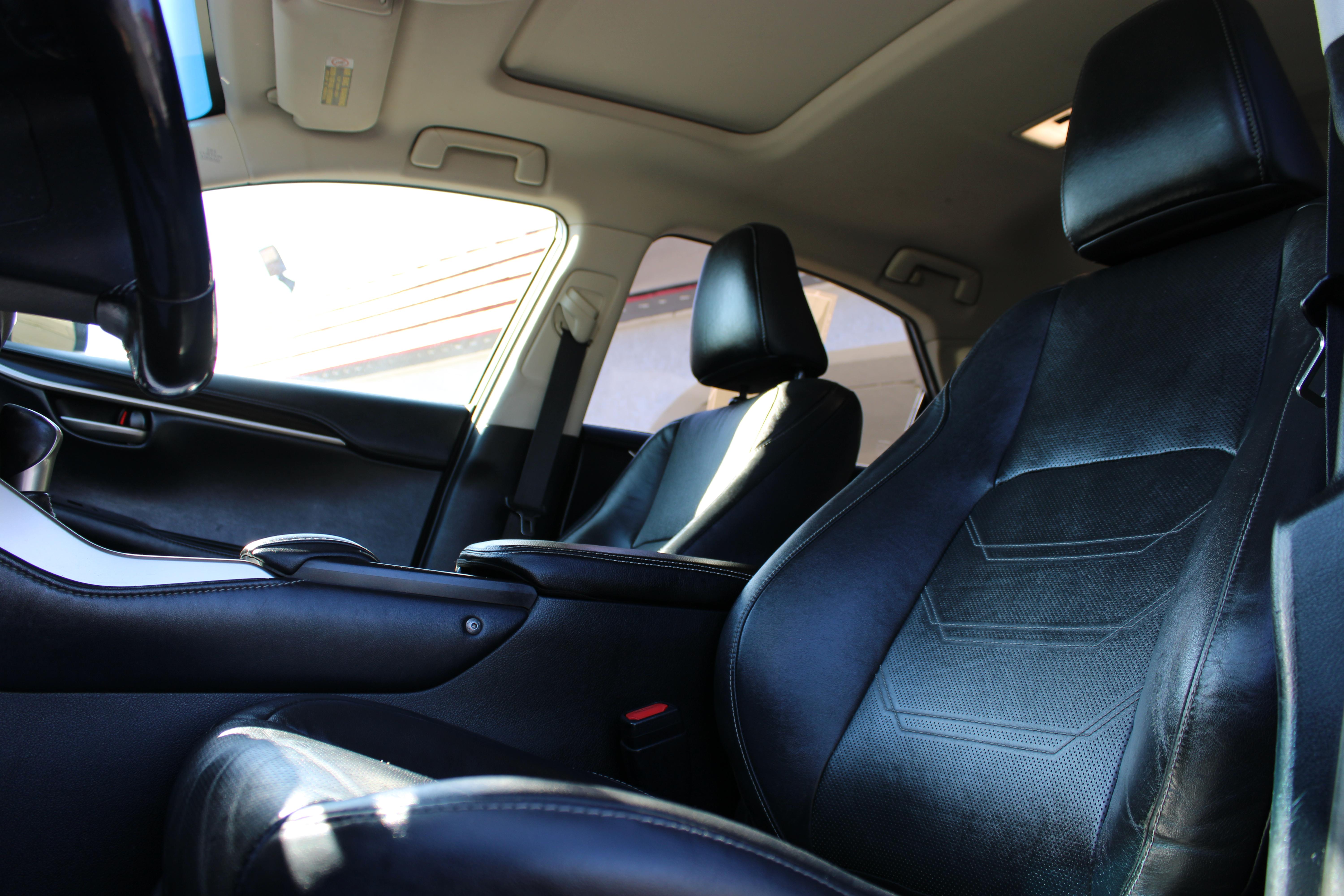 GRAY, 2015 LEXUS NX Image 30