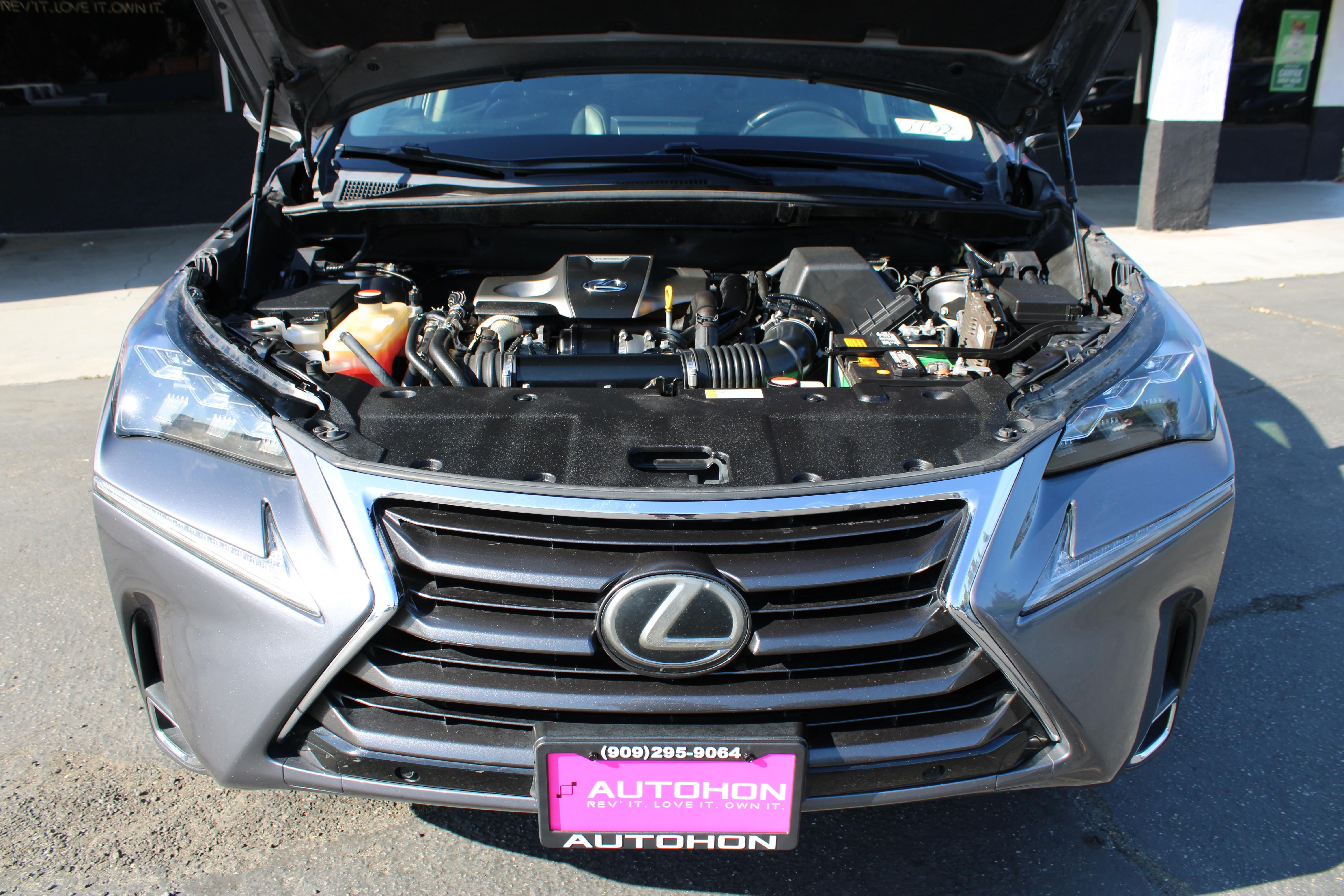 GRAY, 2015 LEXUS NX Image 39