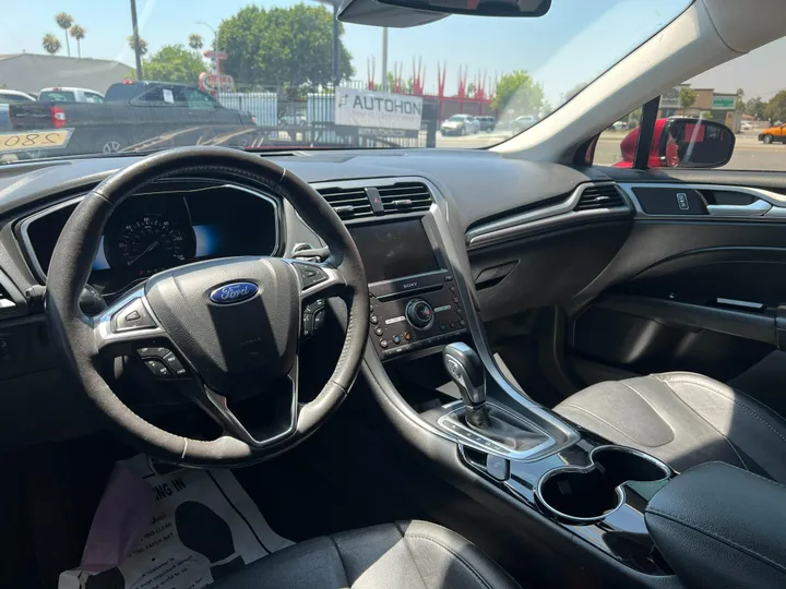 RED, 2016 FORD FUSION ENERGI Image 19