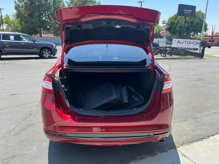 RED, 2016 FORD FUSION ENERGI Image 33