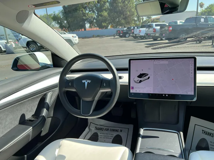 2022 TESLA MODEL 3 Image 15