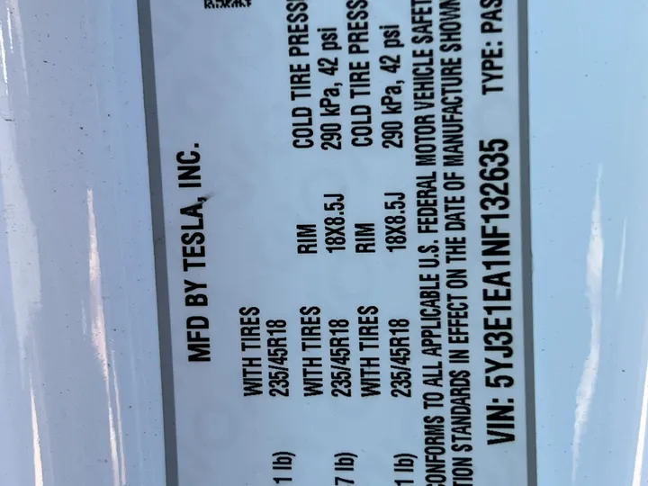 2022 TESLA MODEL 3 Image 25