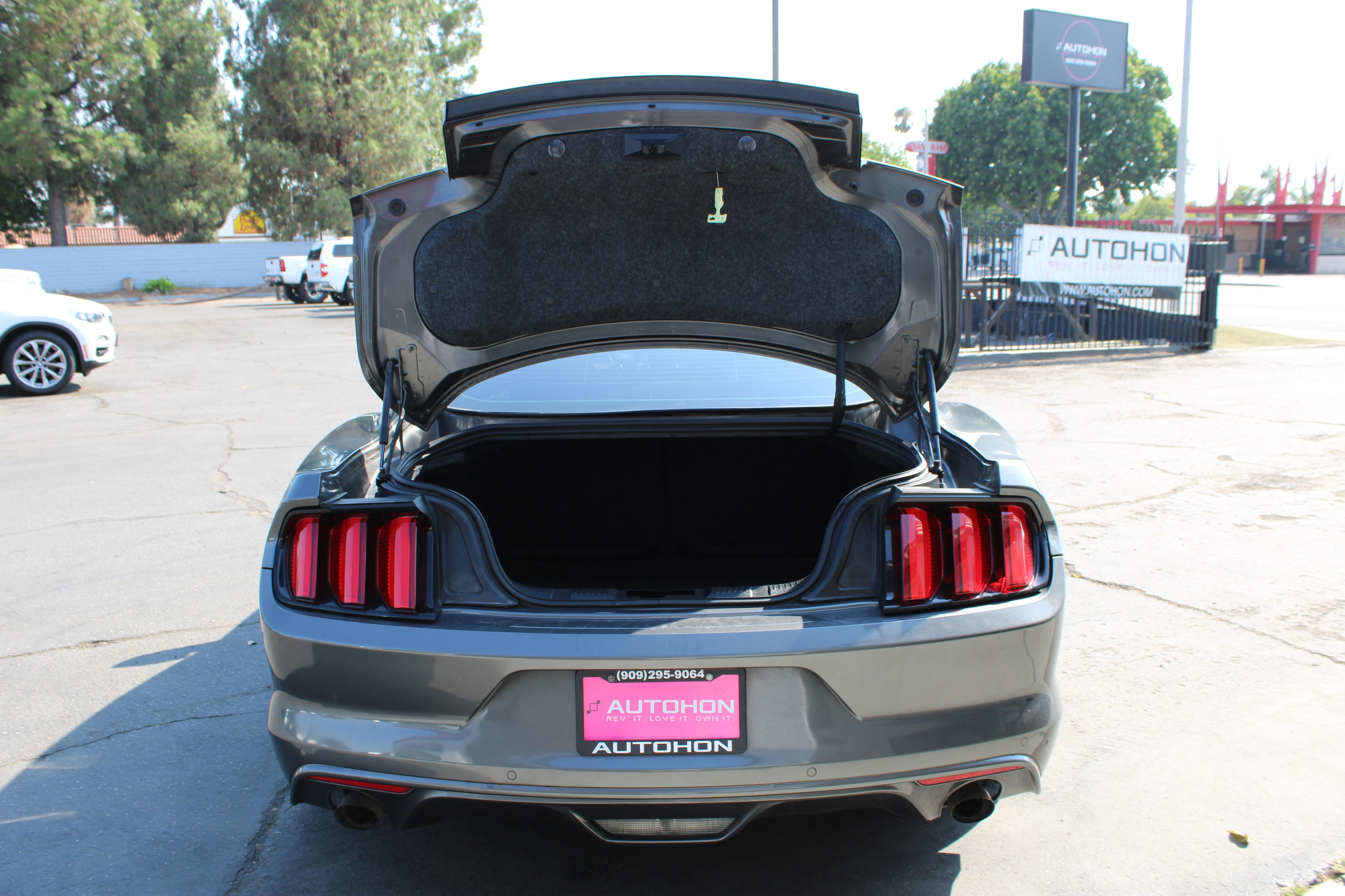 GREY, 2017 FORD MUSTANG Image 22