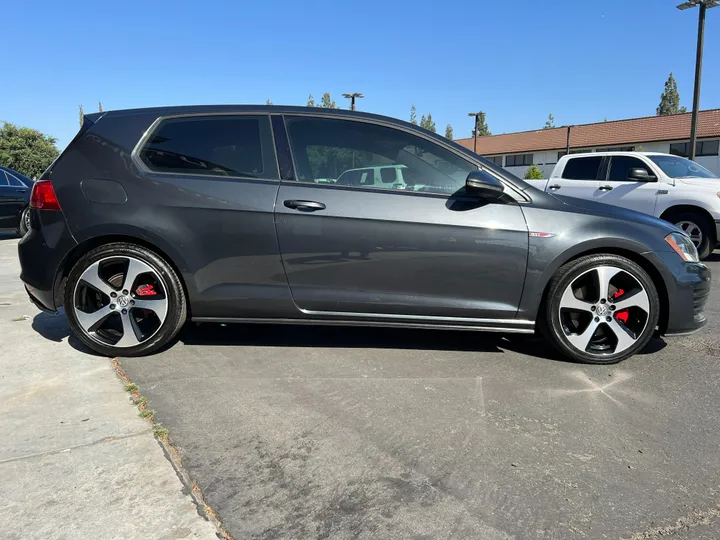 BEIGE, 2015 VOLKSWAGEN GOLF GTI Image 5