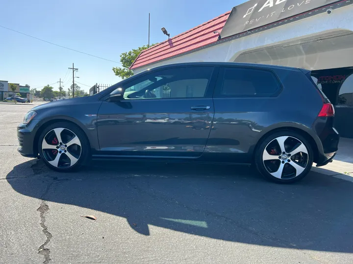 BEIGE, 2015 VOLKSWAGEN GOLF GTI Image 6