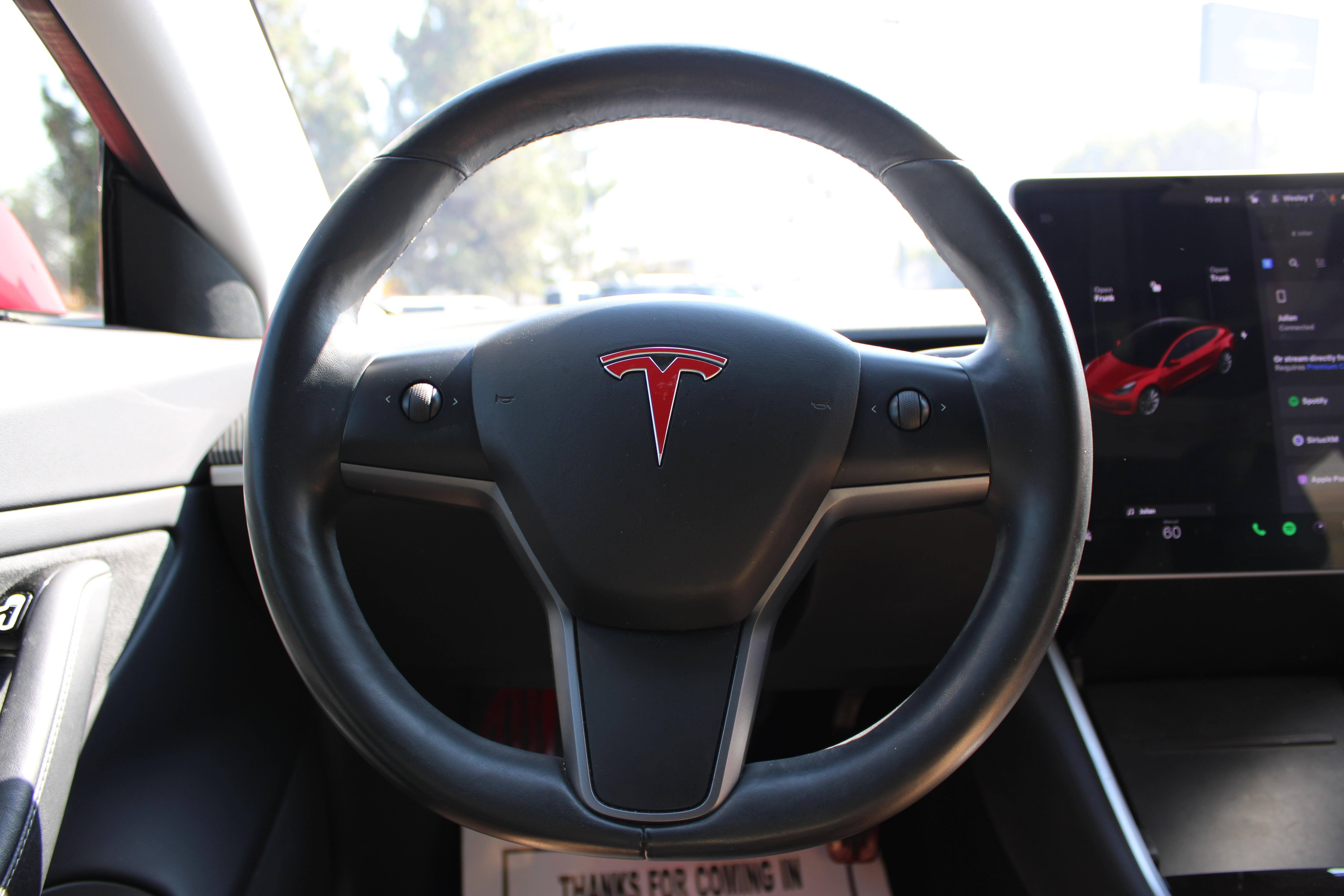 RED, 2018 TESLA MODEL 3 Image 27
