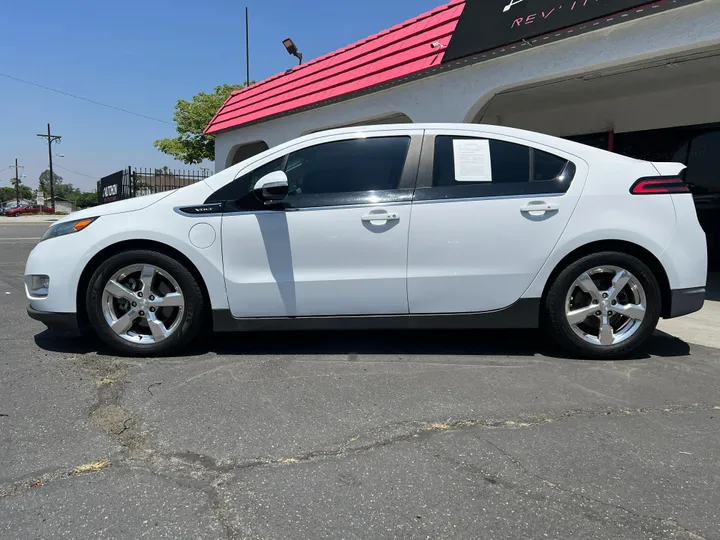 WHITE, 2014 CHEVROLET VOLT Image 33