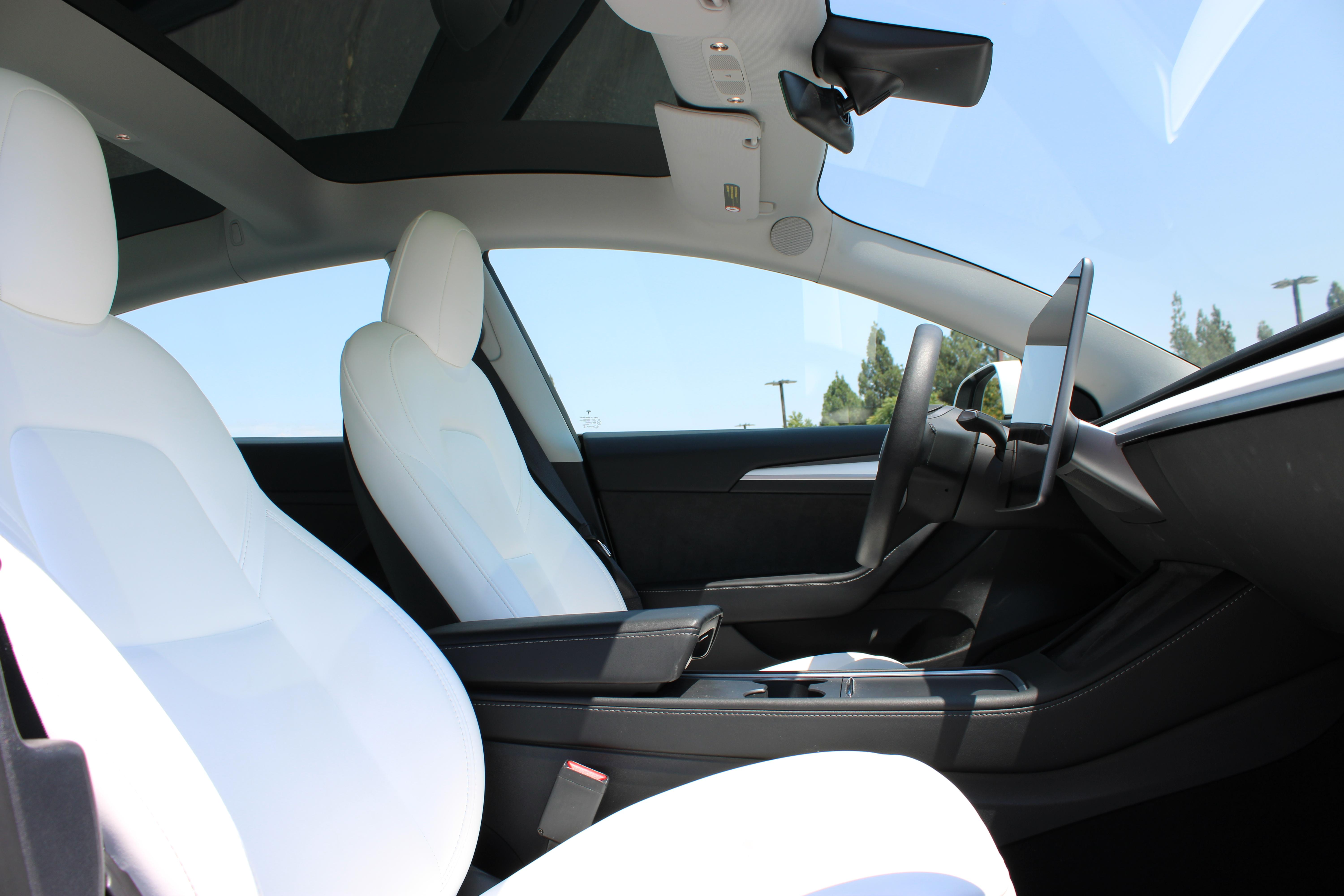 WHITE, 2022 TESLA MODEL 3 Image 9