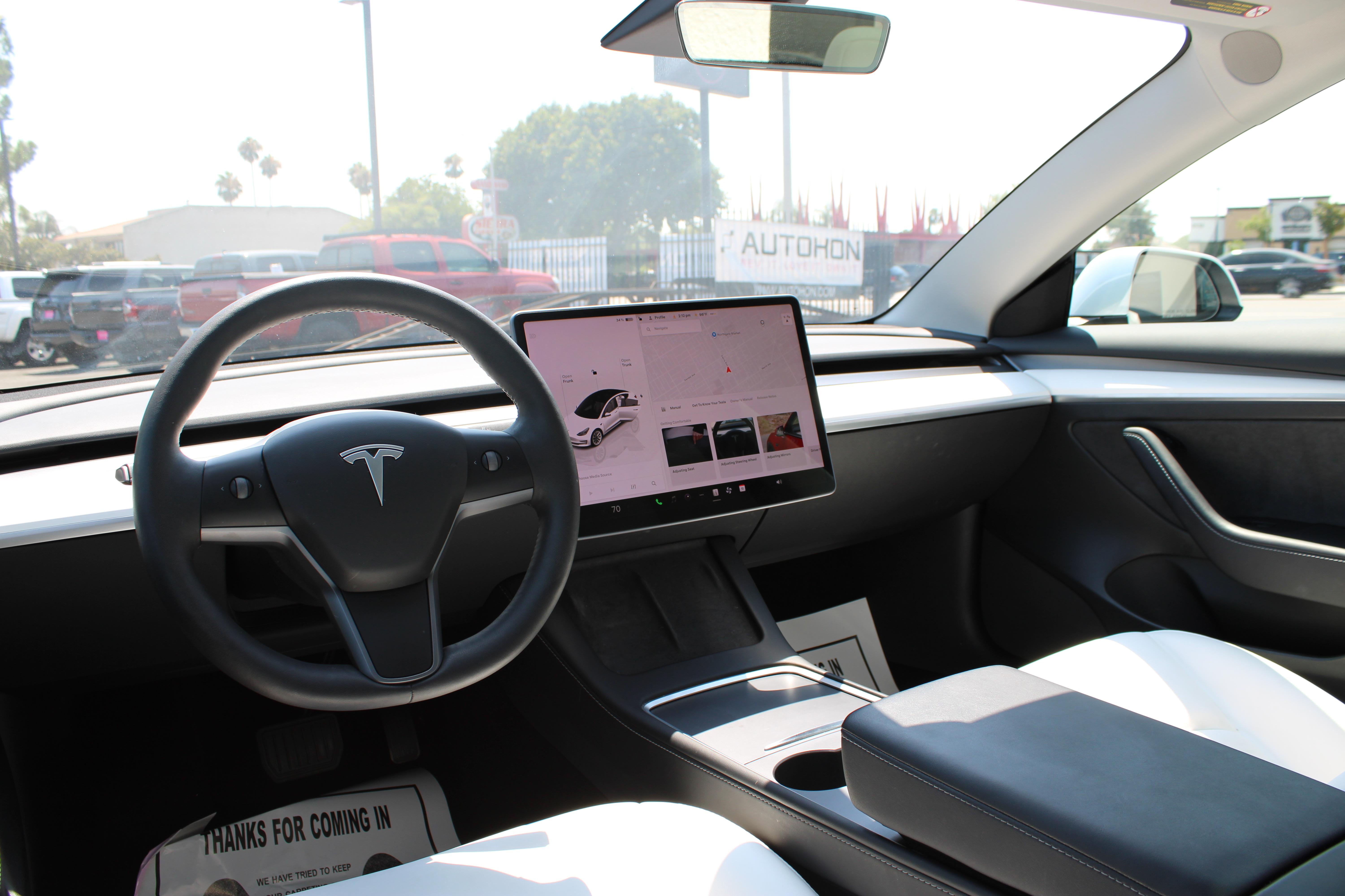 WHITE, 2022 TESLA MODEL 3 Image 18