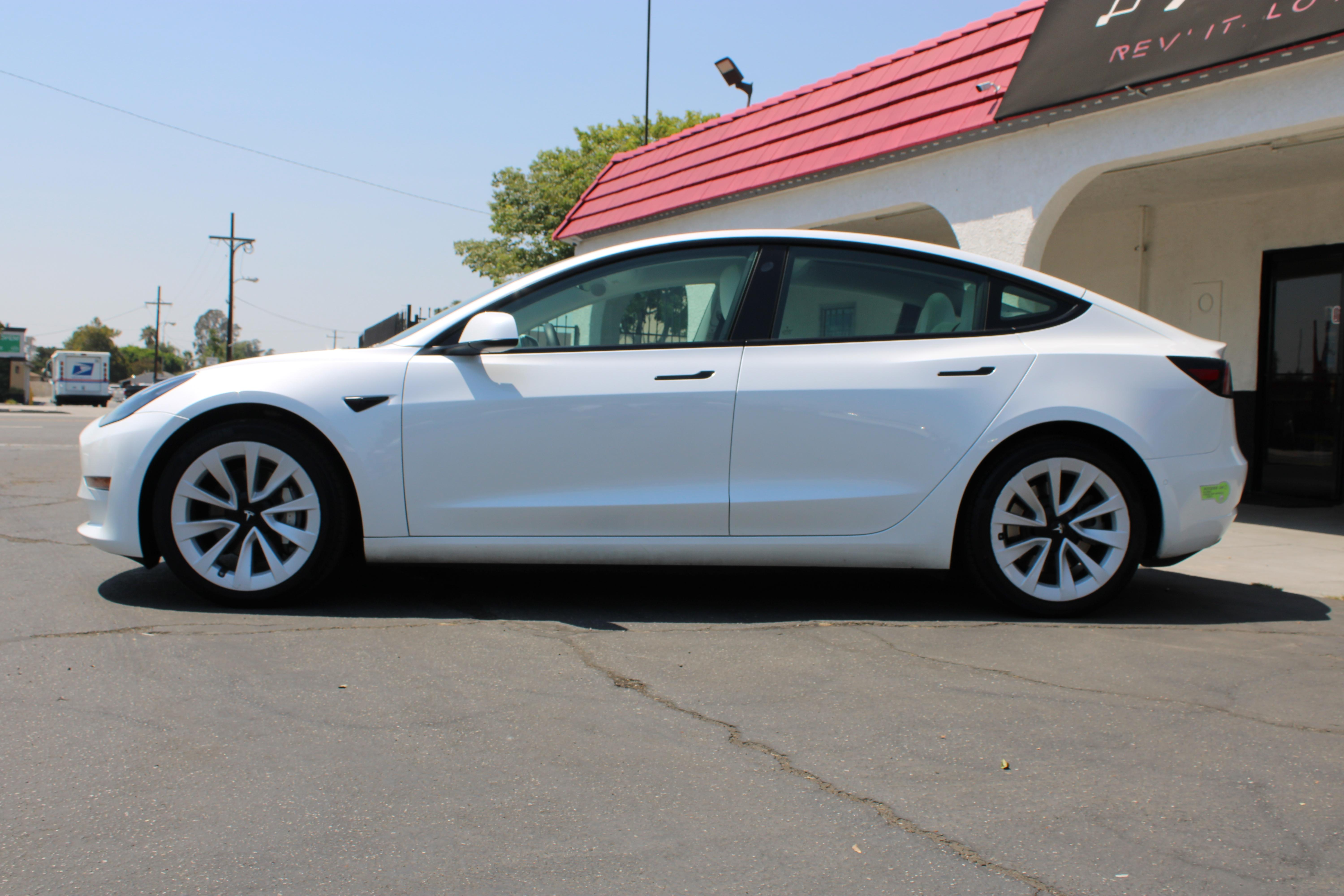 WHITE, 2022 TESLA MODEL 3 Image 30