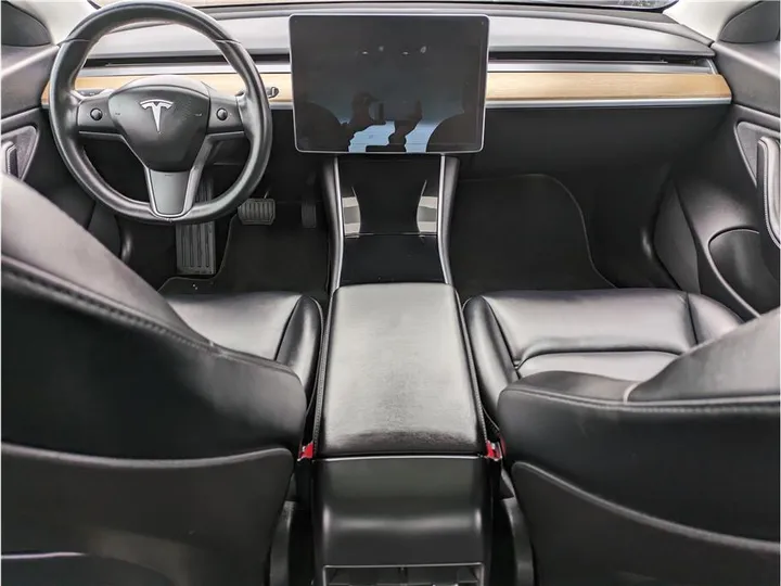 BLUE, 2018 TESLA MODEL 3 Image 16