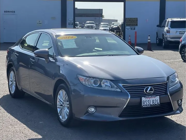 GRAY, 2014 LEXUS ES Image 7