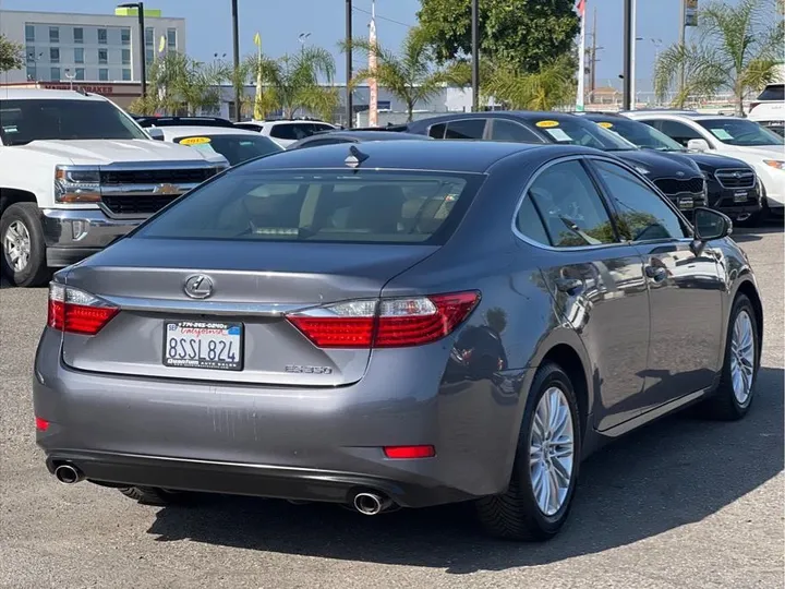 GRAY, 2014 LEXUS ES Image 5