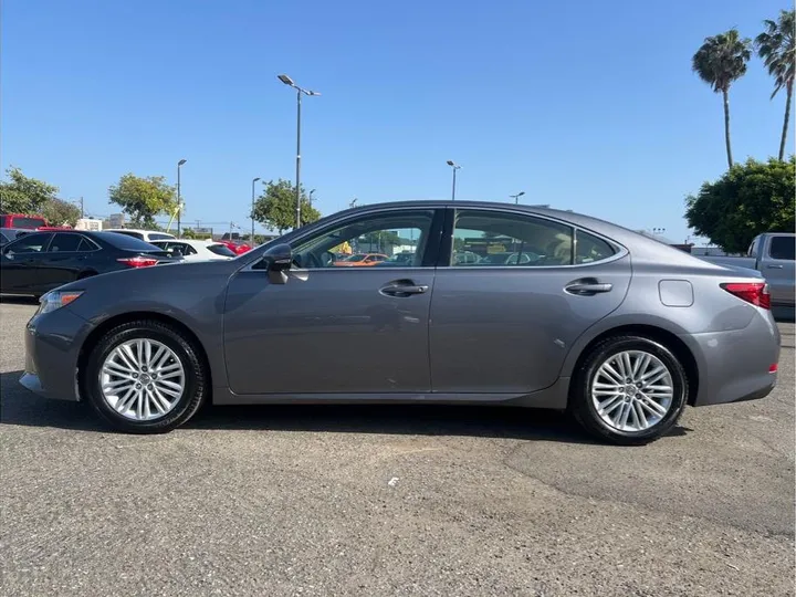 GRAY, 2014 LEXUS ES Image 2